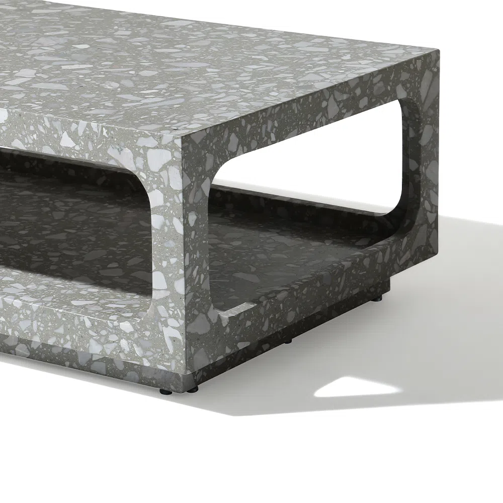 Журнальный столик UNITED STRANGERS Oval Moon