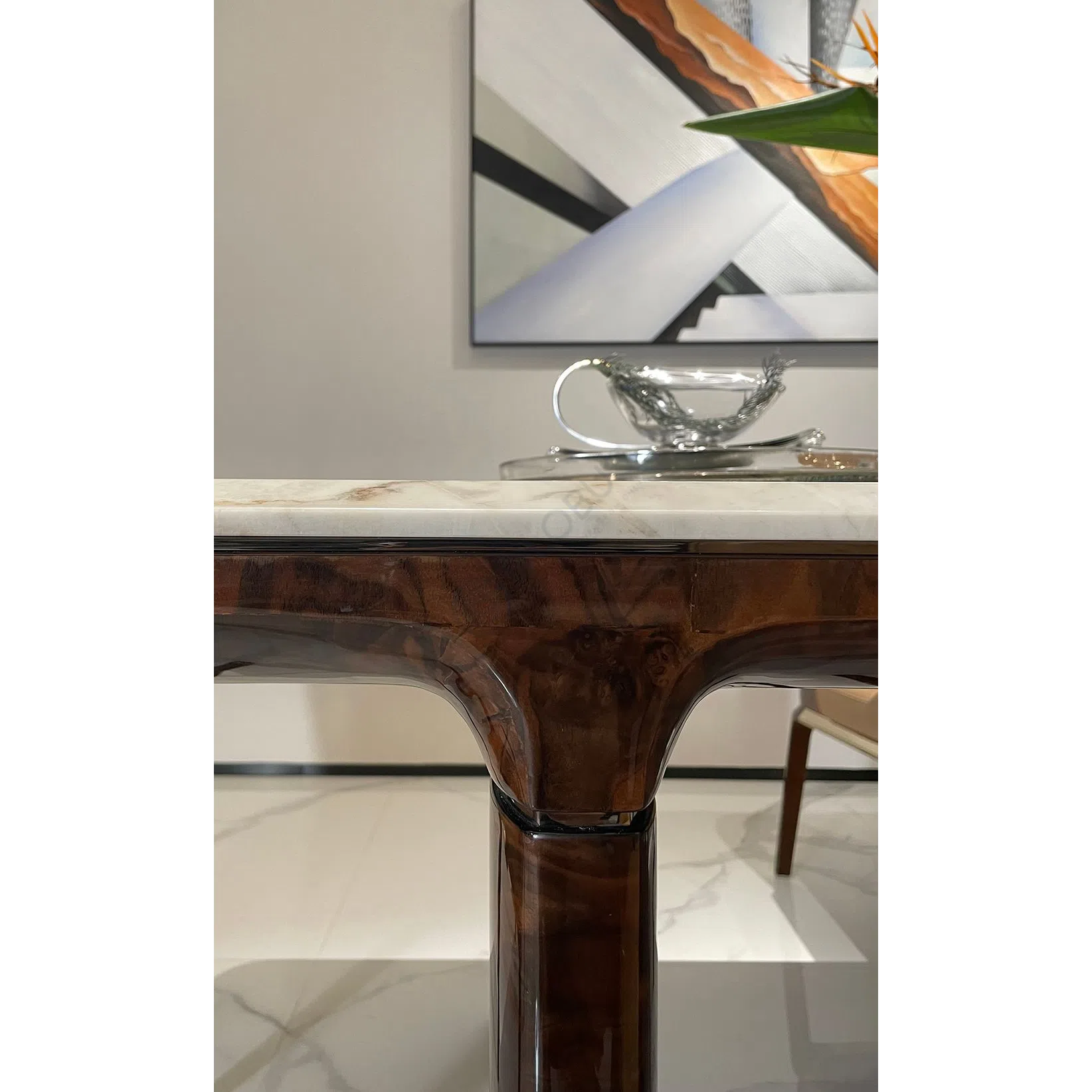 Обеденный стол Elsinore