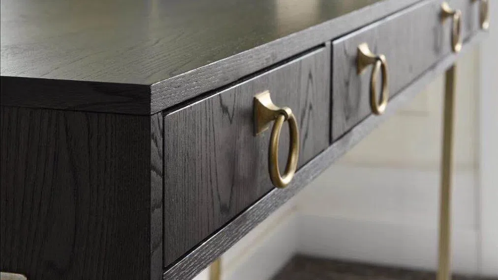 Стол для кабинета UNIVERSAL FURNITURE Playlist