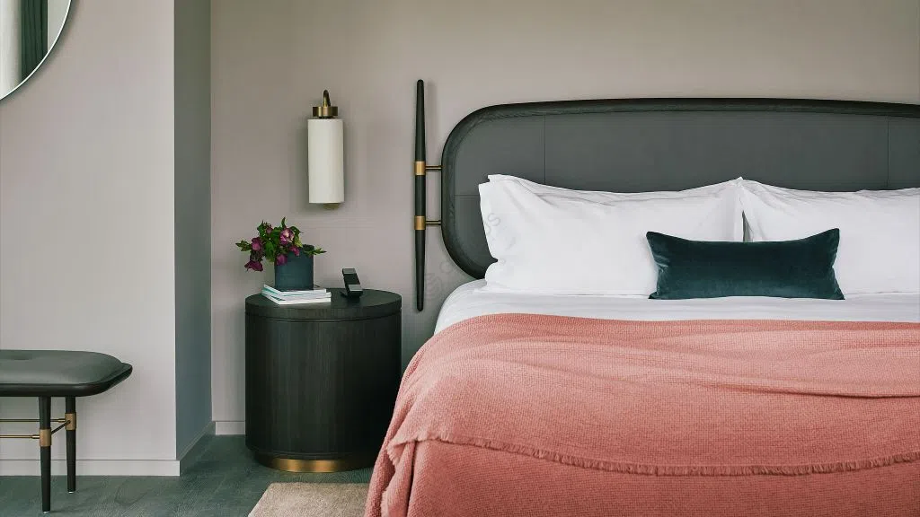 Кровать Kaeleigh