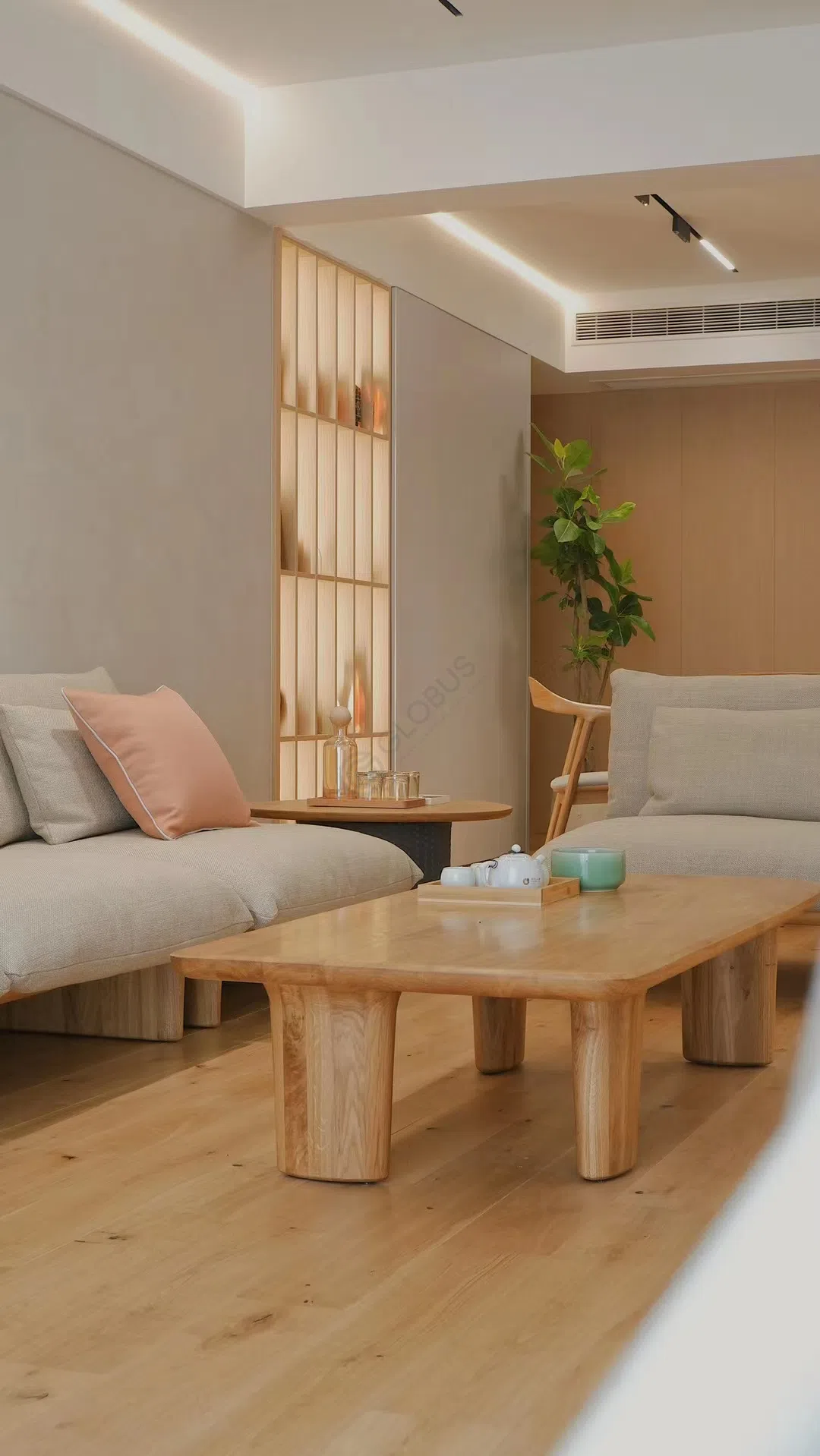 Журнальный столик Myrrhae