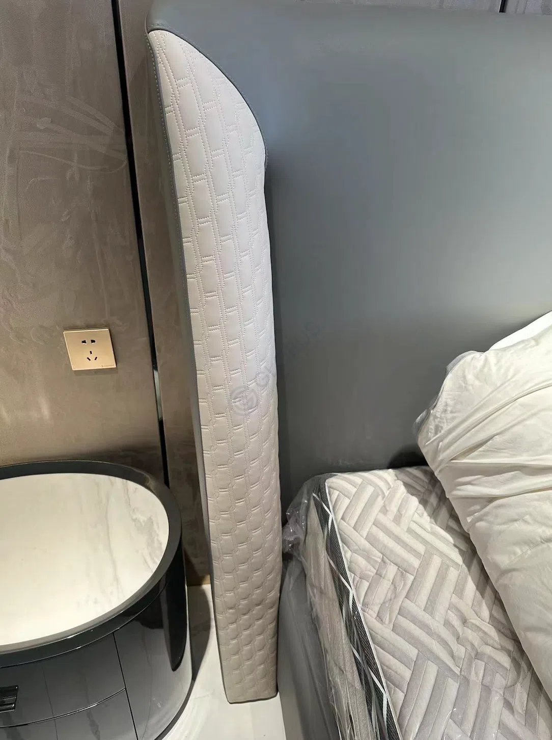 Кровать FENDI Ceasar