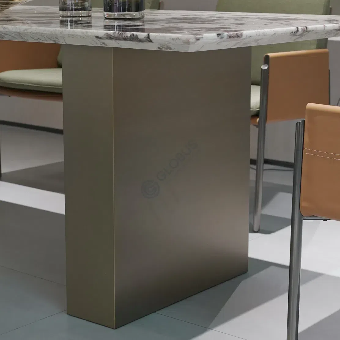 Обеденный стол Pomodoro