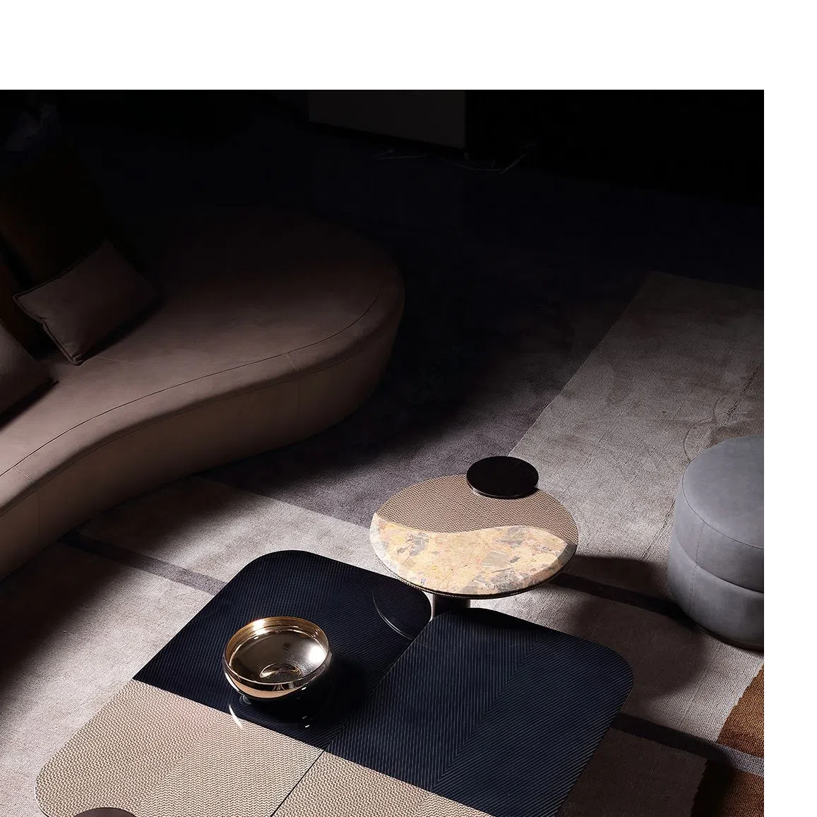 Журнальный столик Klarisah