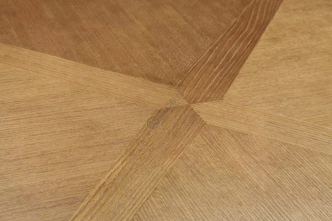 Обеденный стол HOLLY HUNT Trice