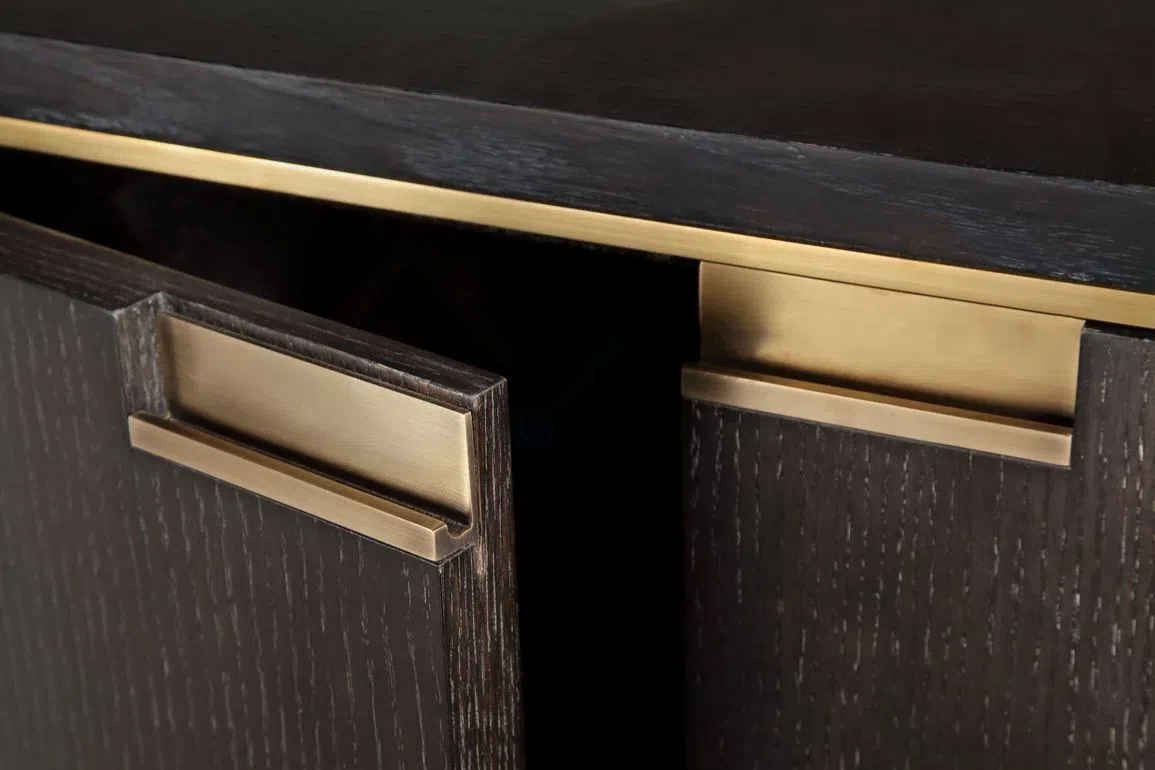 Винный шкаф HOLLY HUNT Lusitania