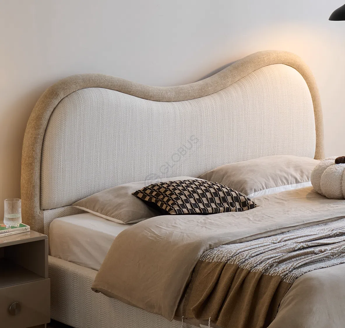 Кровать Invisa