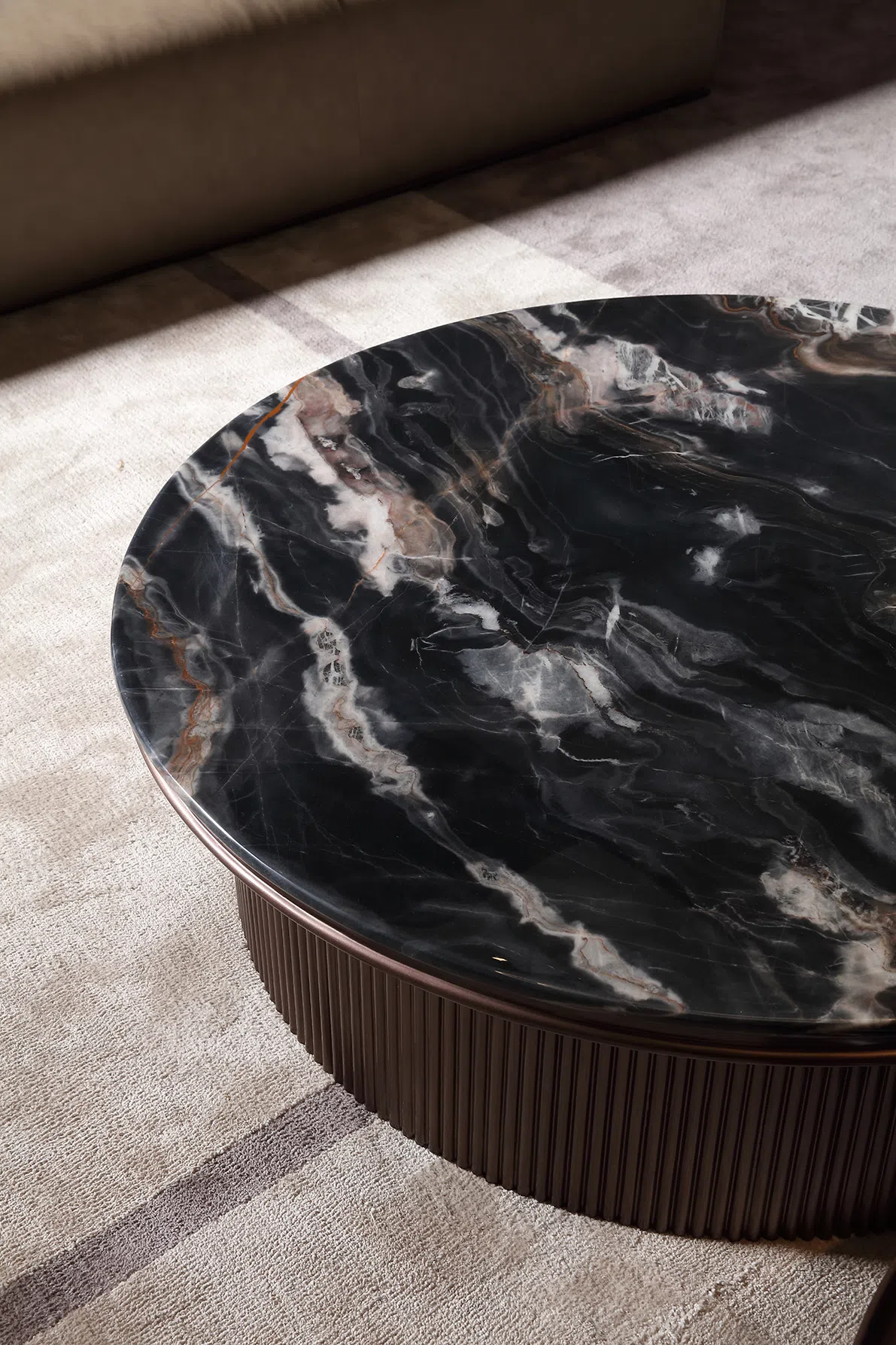 Журнальный столик Quintor