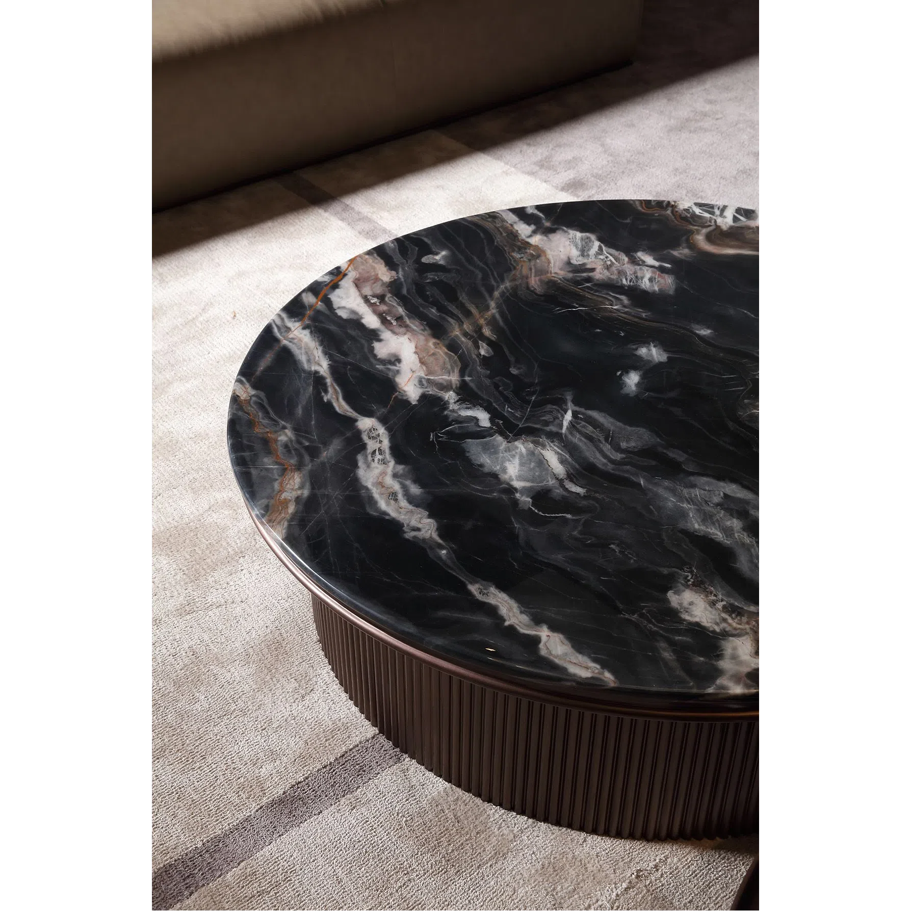 Журнальный столик Quintor