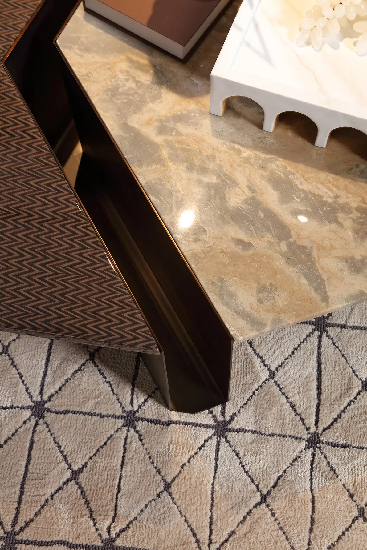 Журнальный столик ENNE Stratos