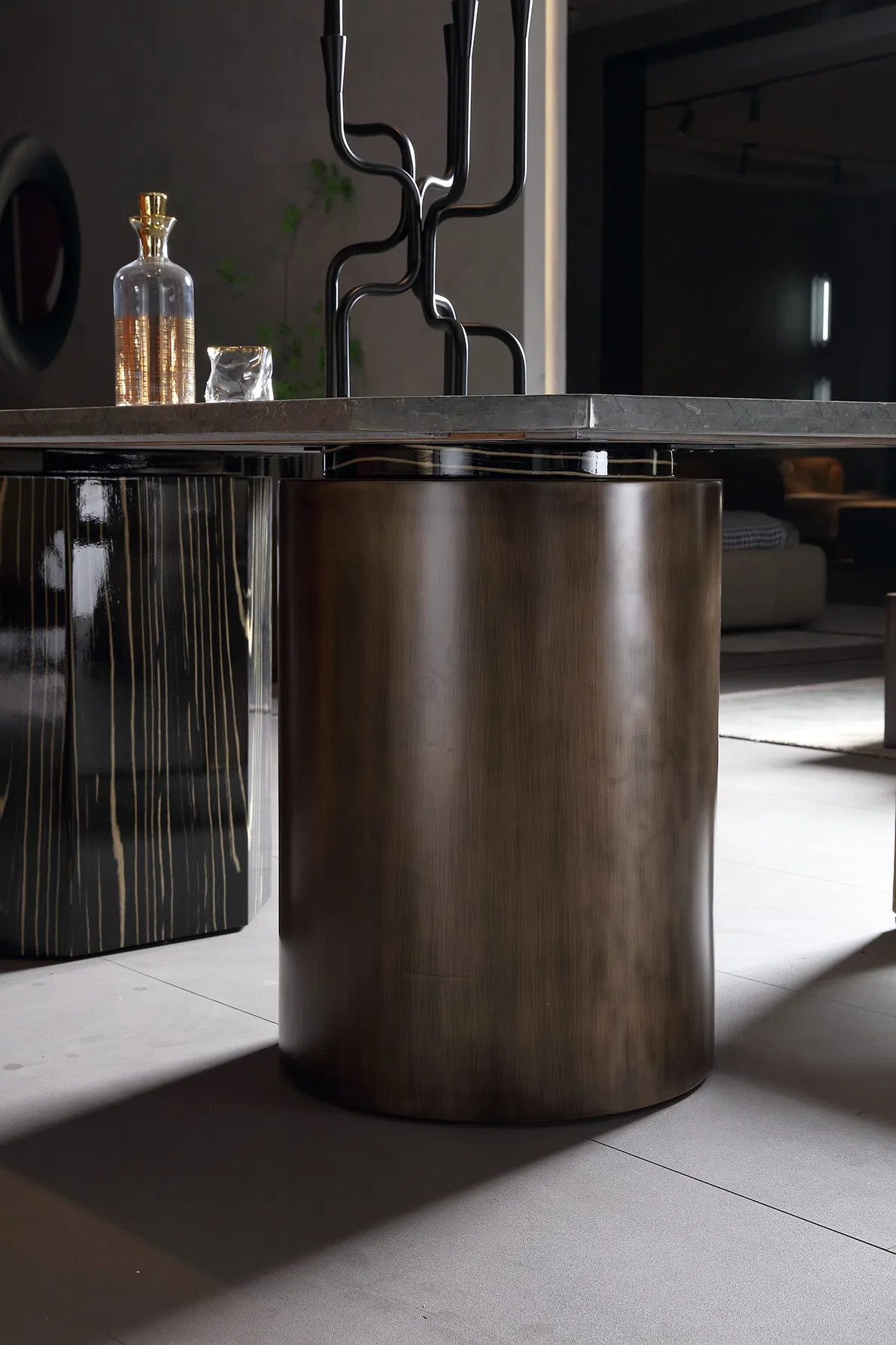 Обеденный стол Jerrilyn