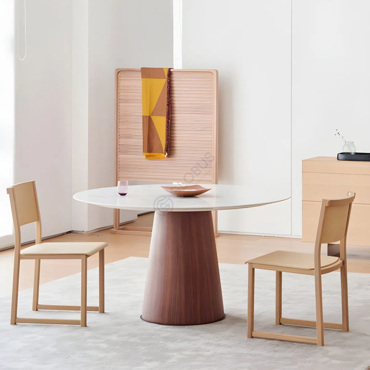 Обеденный стол Roccare