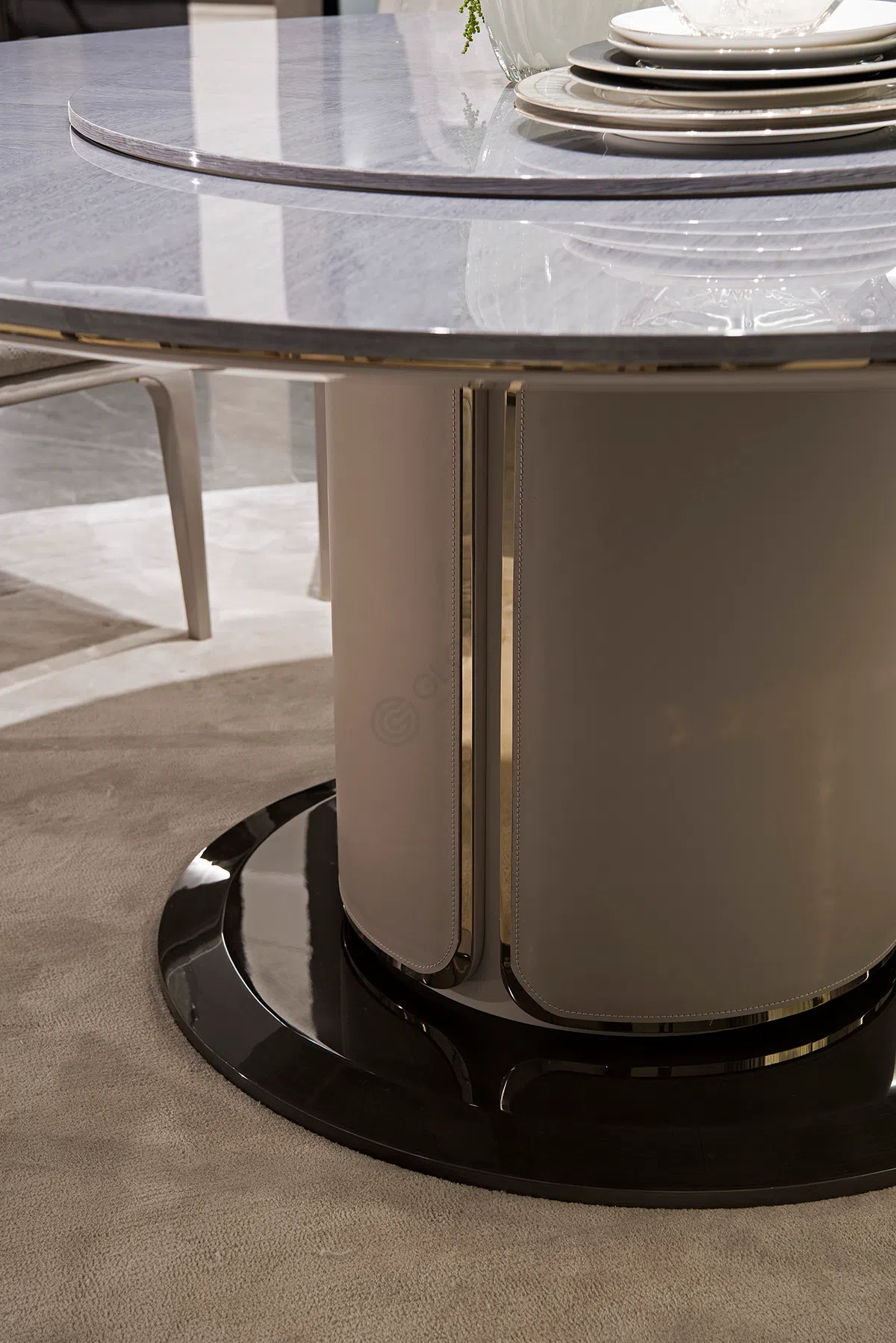 Обеденный стол Xabina