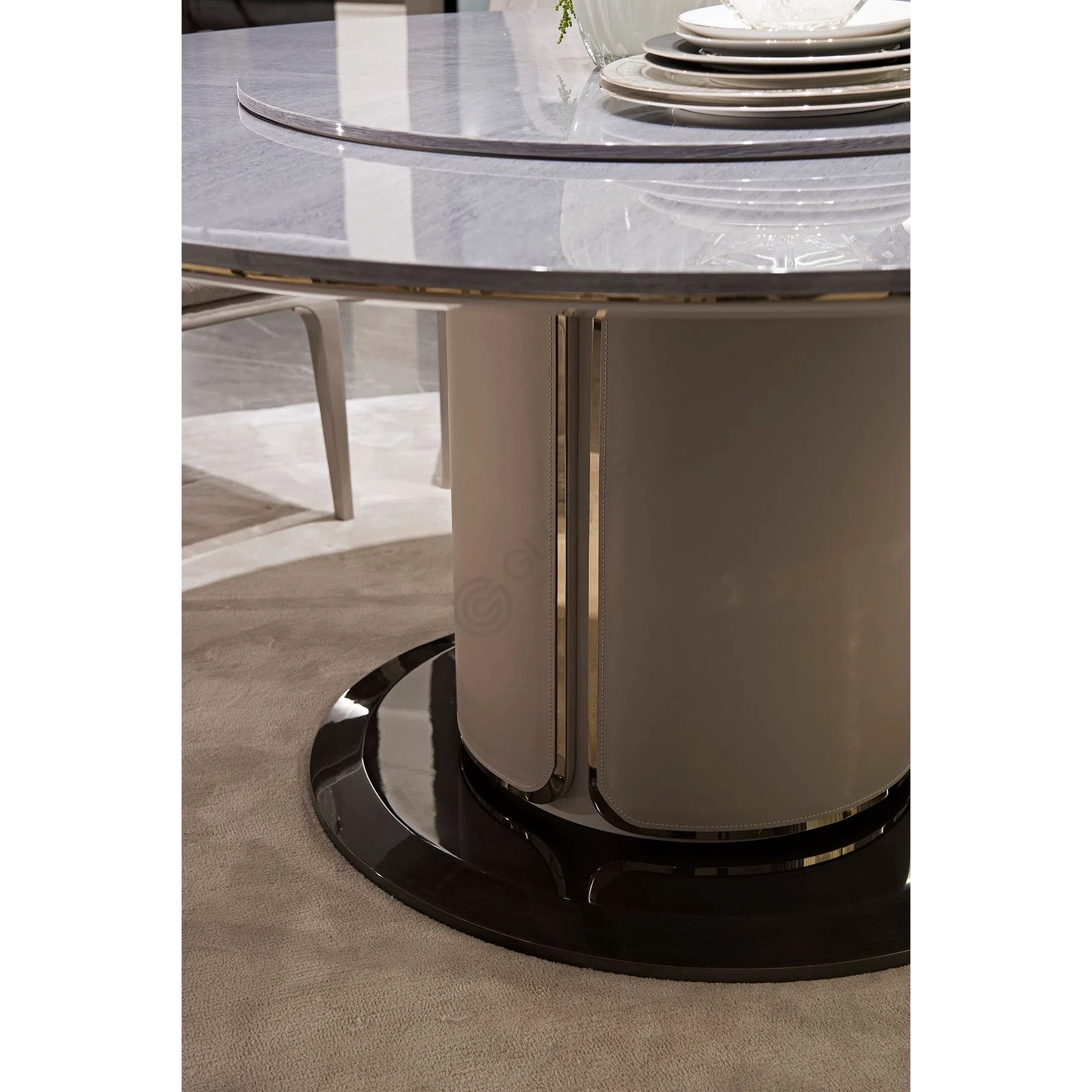 Обеденный стол Xabina