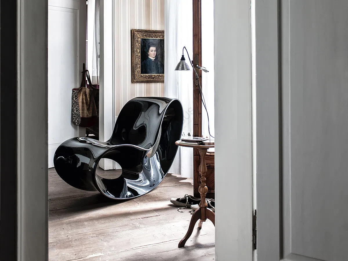 Кресло-качалка MAGIS Voido