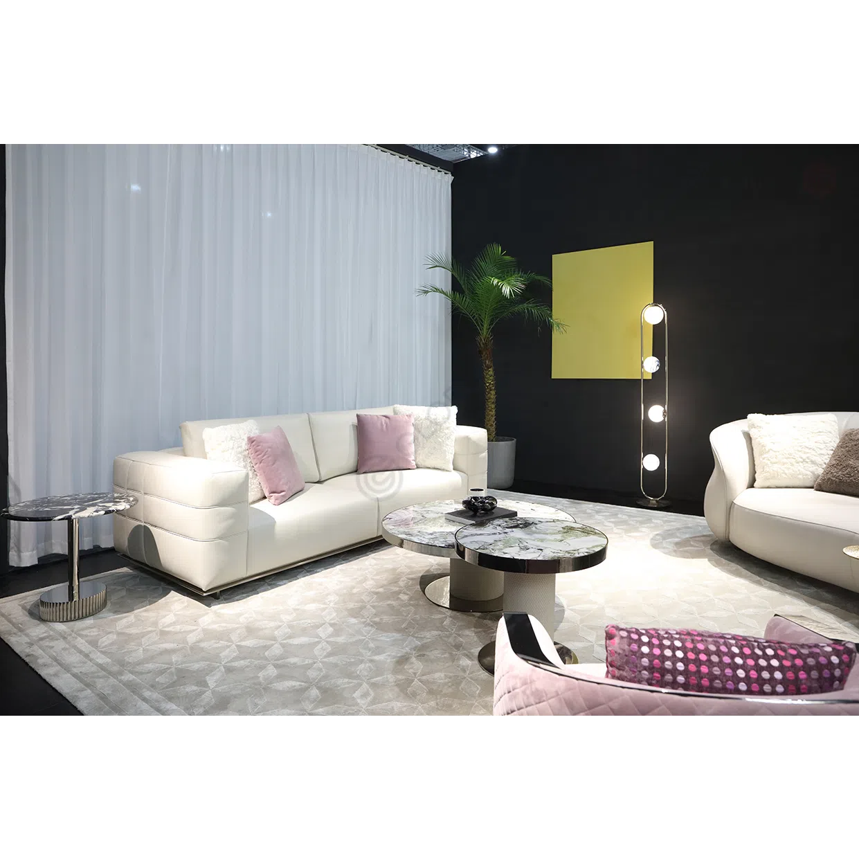 Диван HESSENTIA Rubik