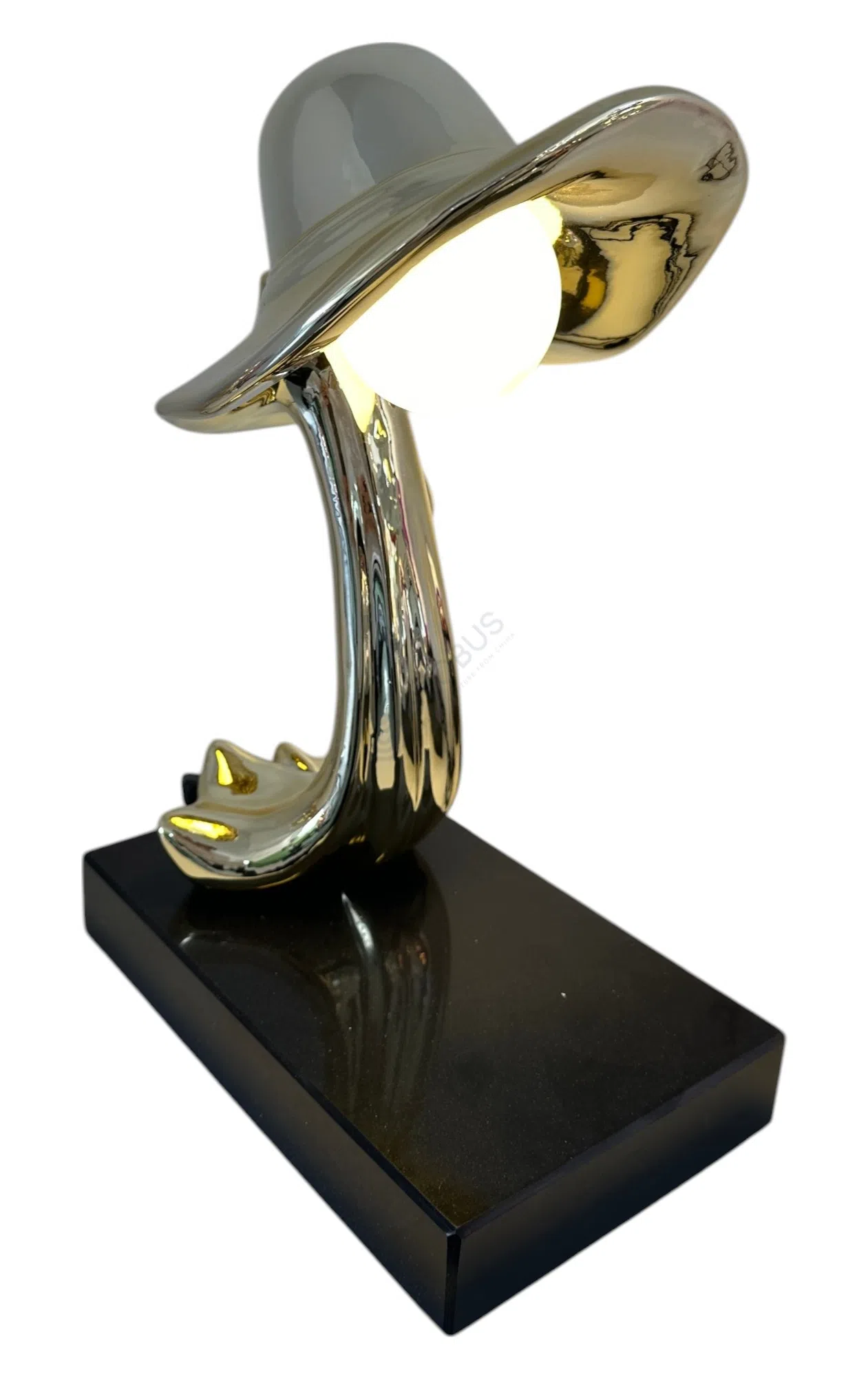 Настольная лампа Daristo