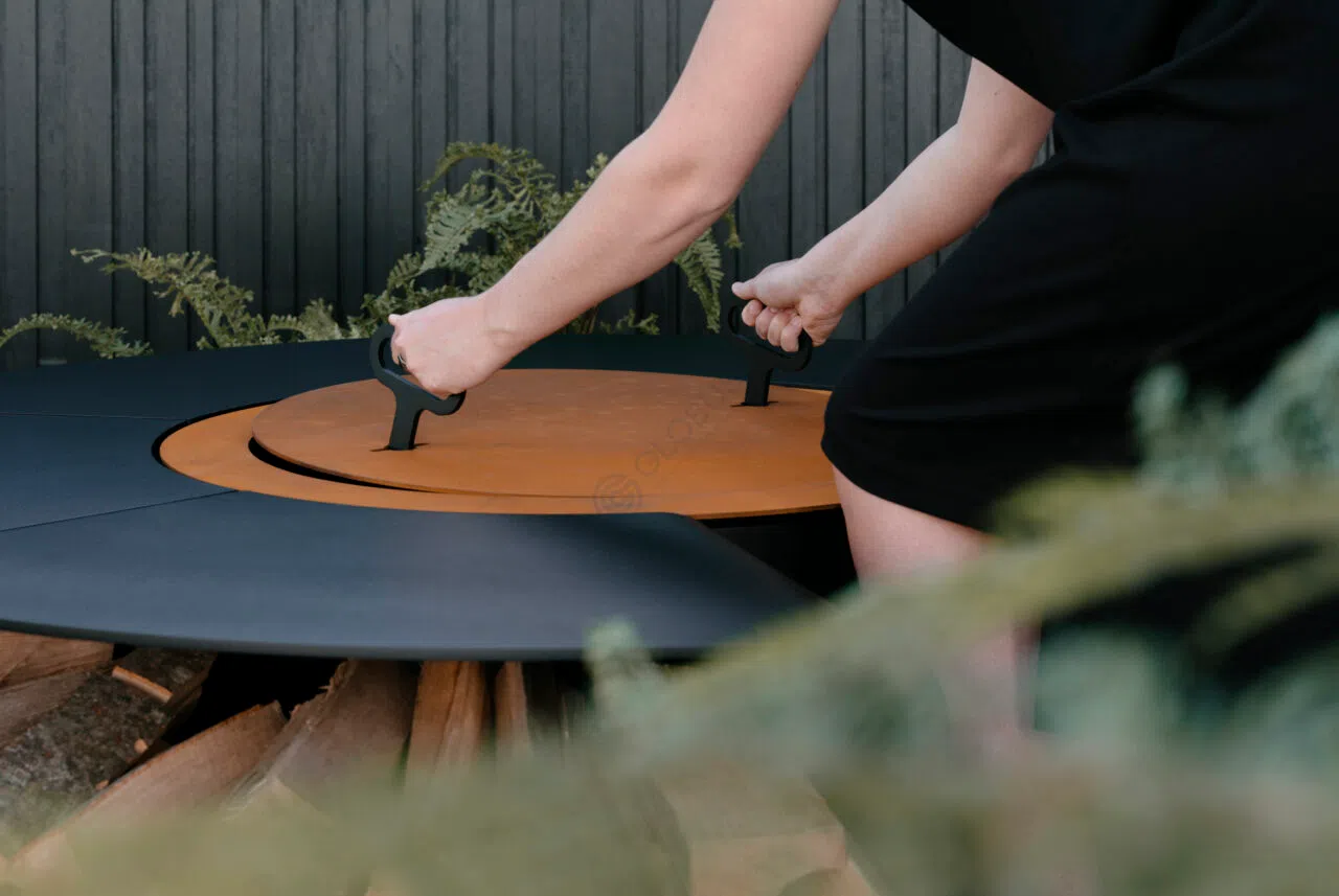 Камин MORORO Rocco