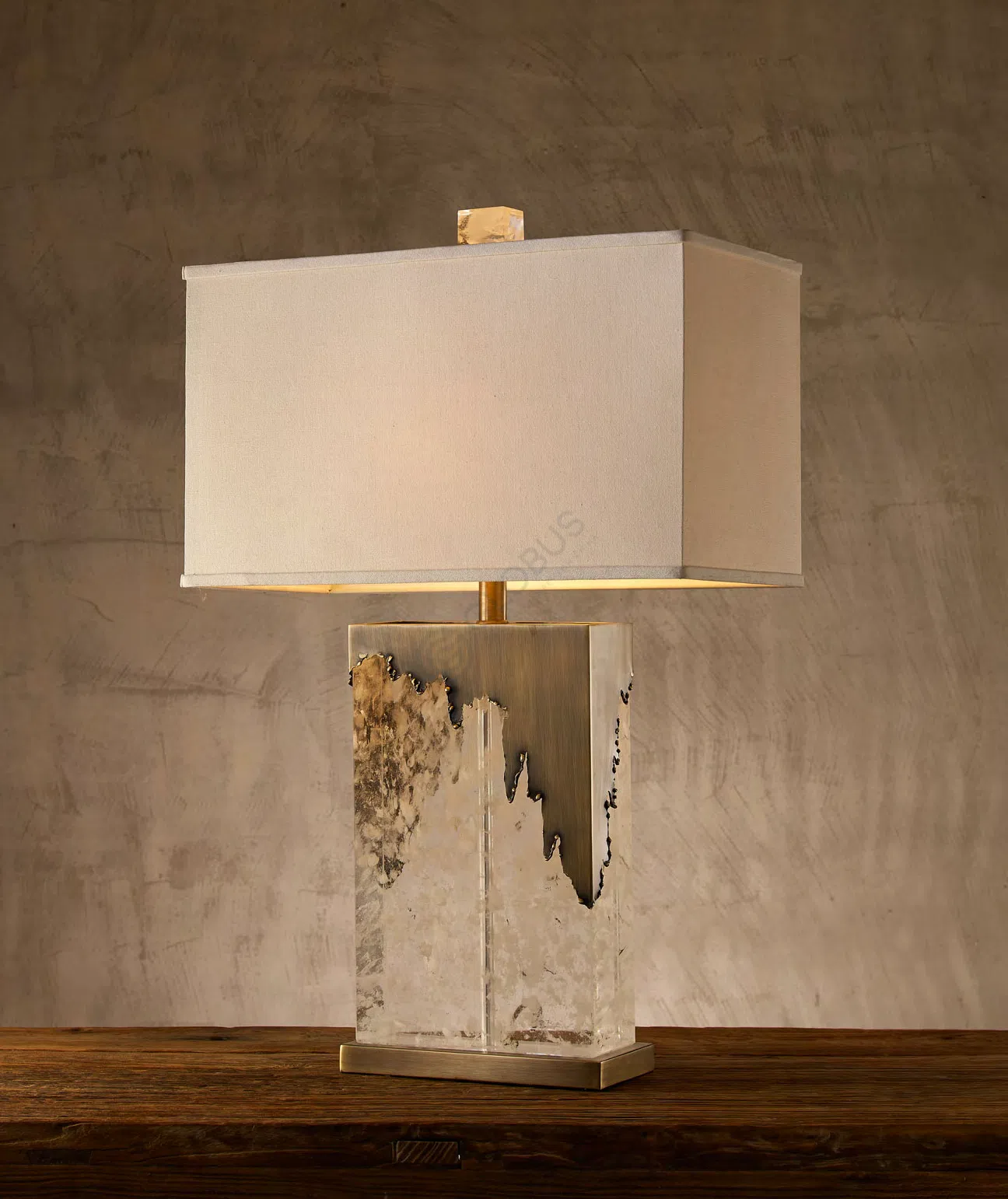 Настольная лампа Bouganvillea