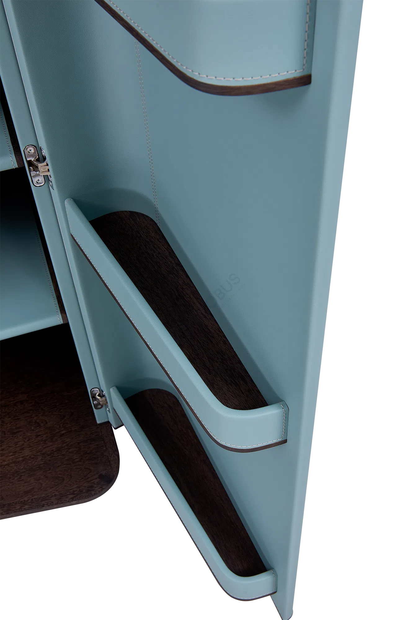 Винный шкаф Yurianis