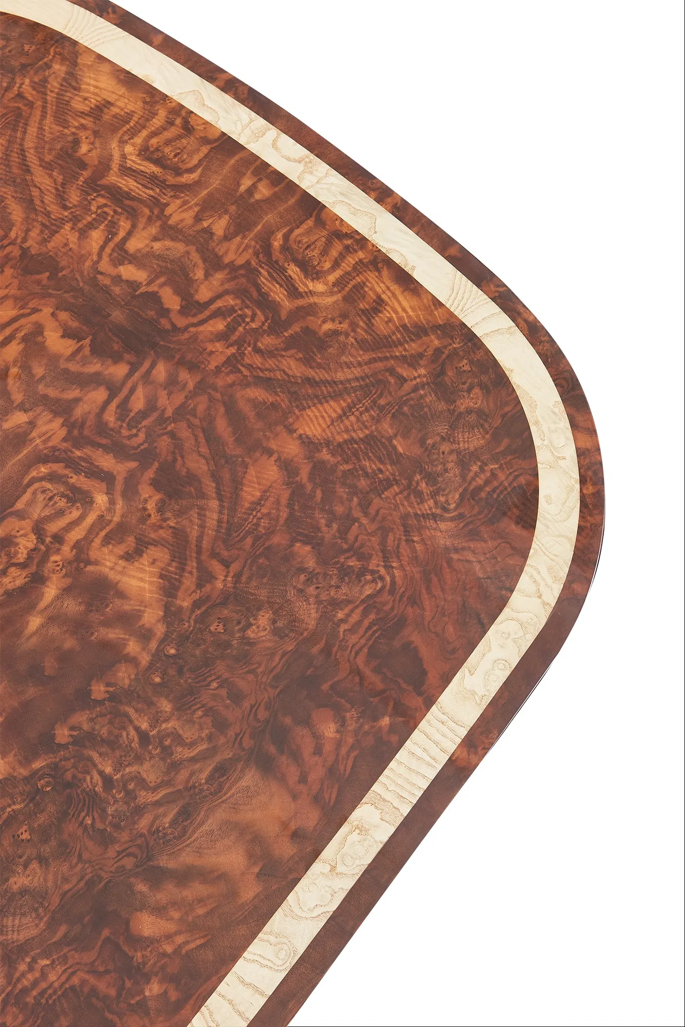 Обеденный стол Galea