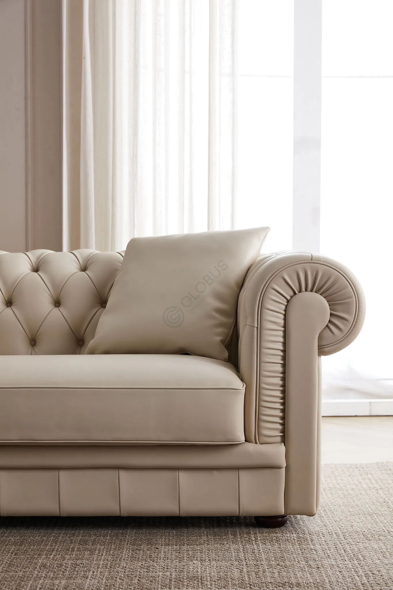 Диван POLTRONA FRAU Chester One