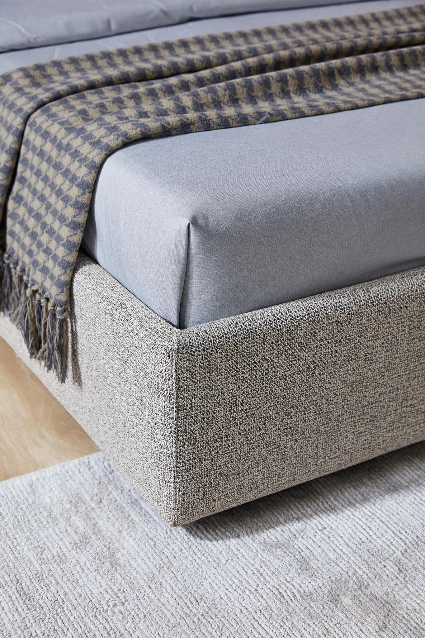 Кровать Nacarat