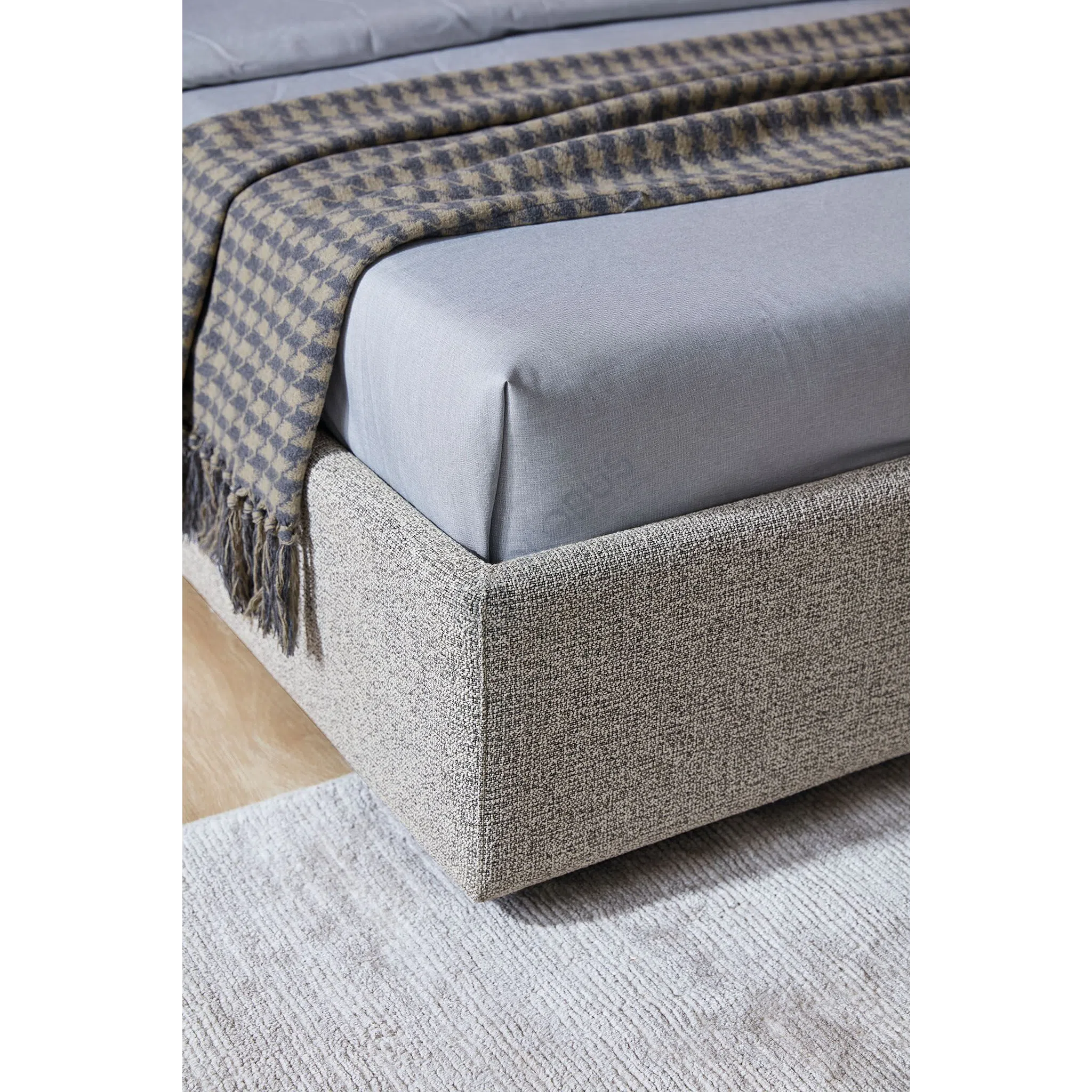 Кровать Nacarat