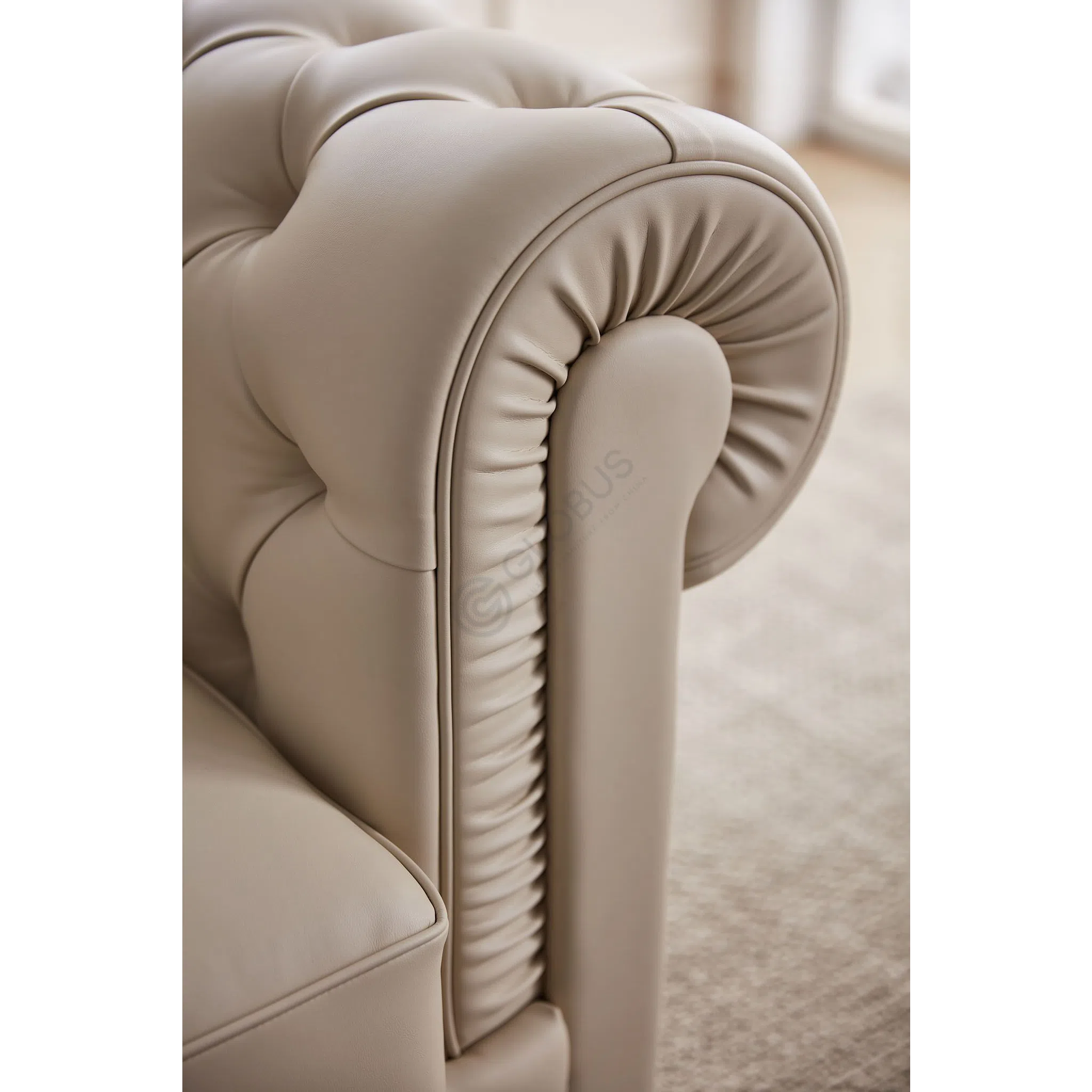 Диван POLTRONA FRAU Chester One