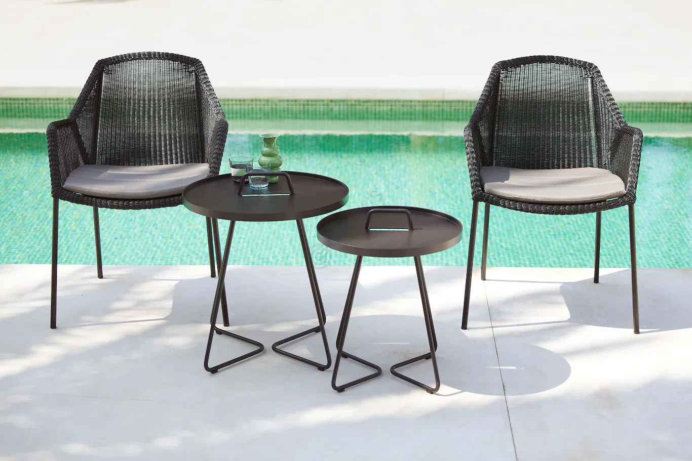 Уличный угловой столик Agnese