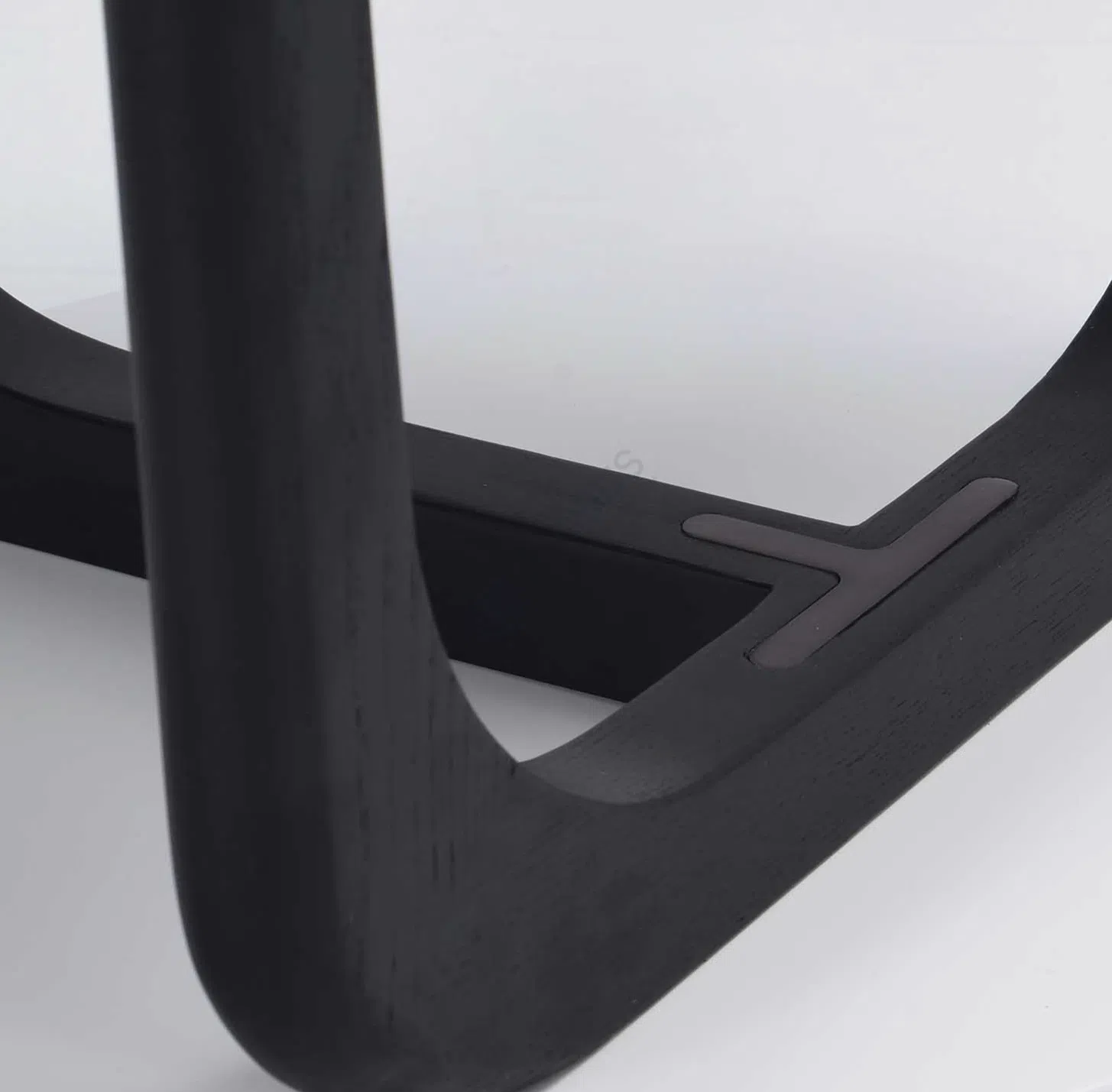 Угловой столик GIORGETTI Amiral