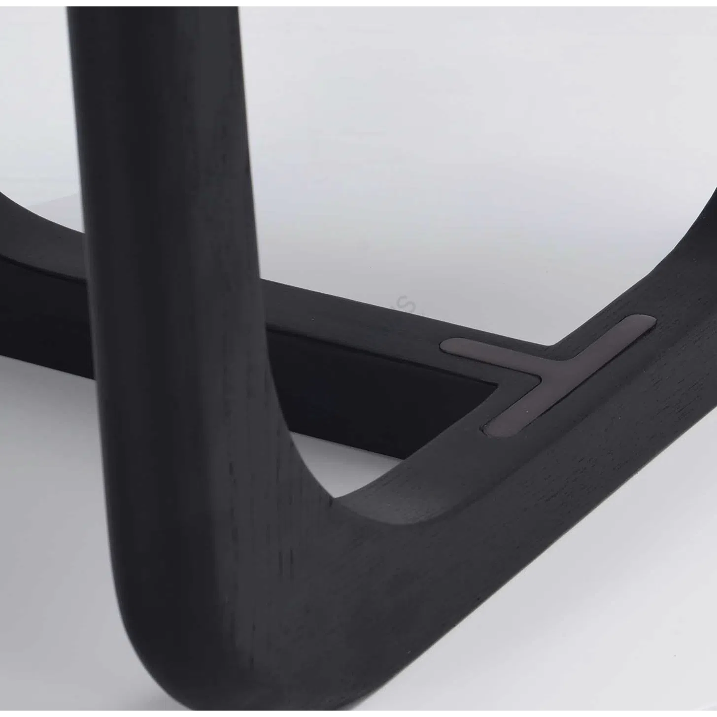 Угловой столик GIORGETTI Amiral