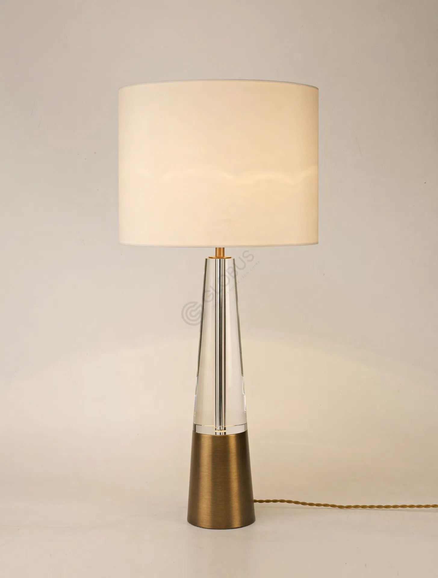 Настольная лампа Aethera