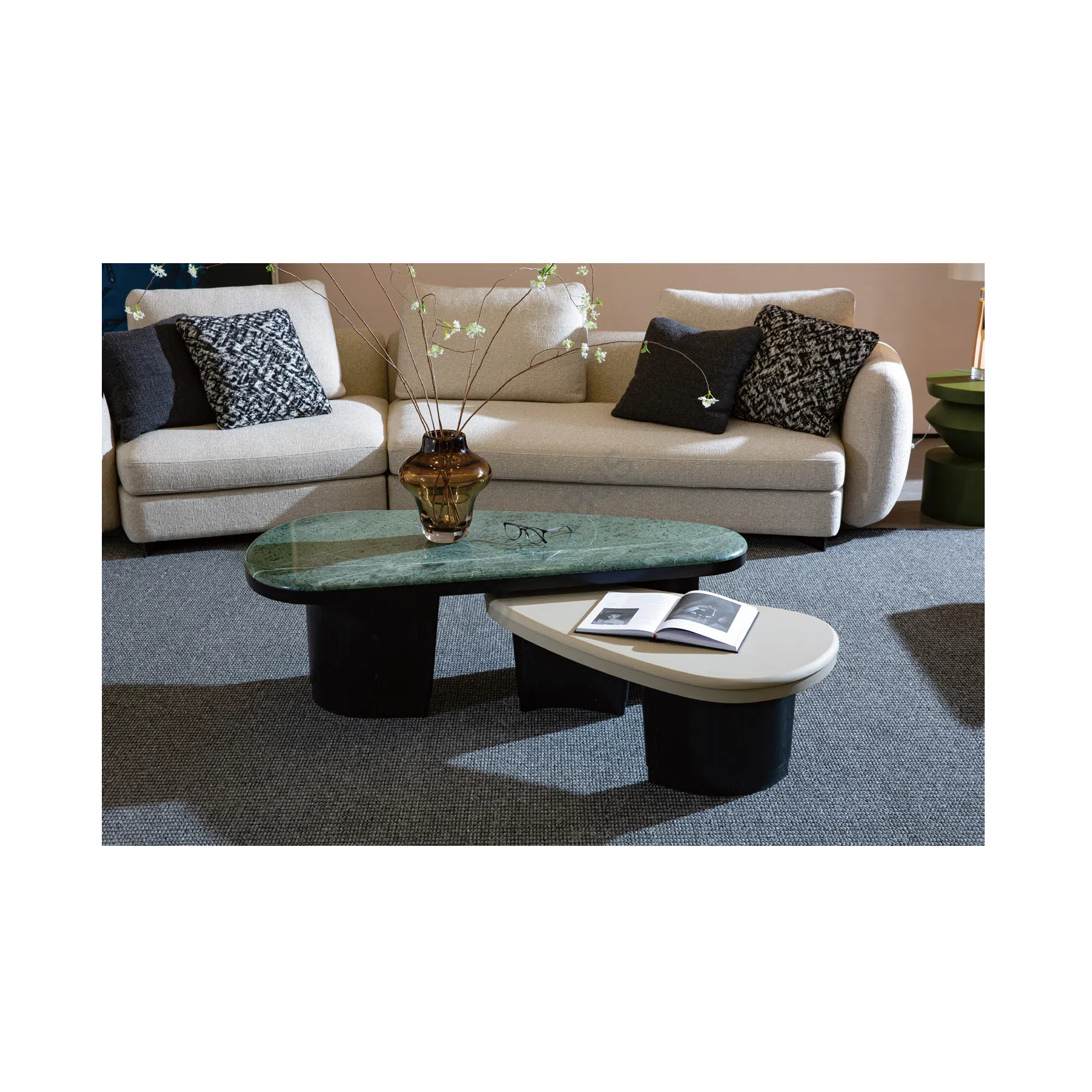 Угловой столик Fabbrico