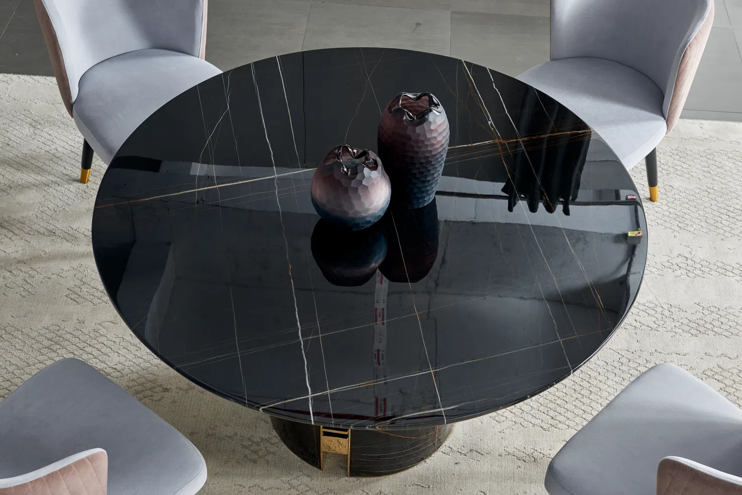 Обеденный стол Petardo