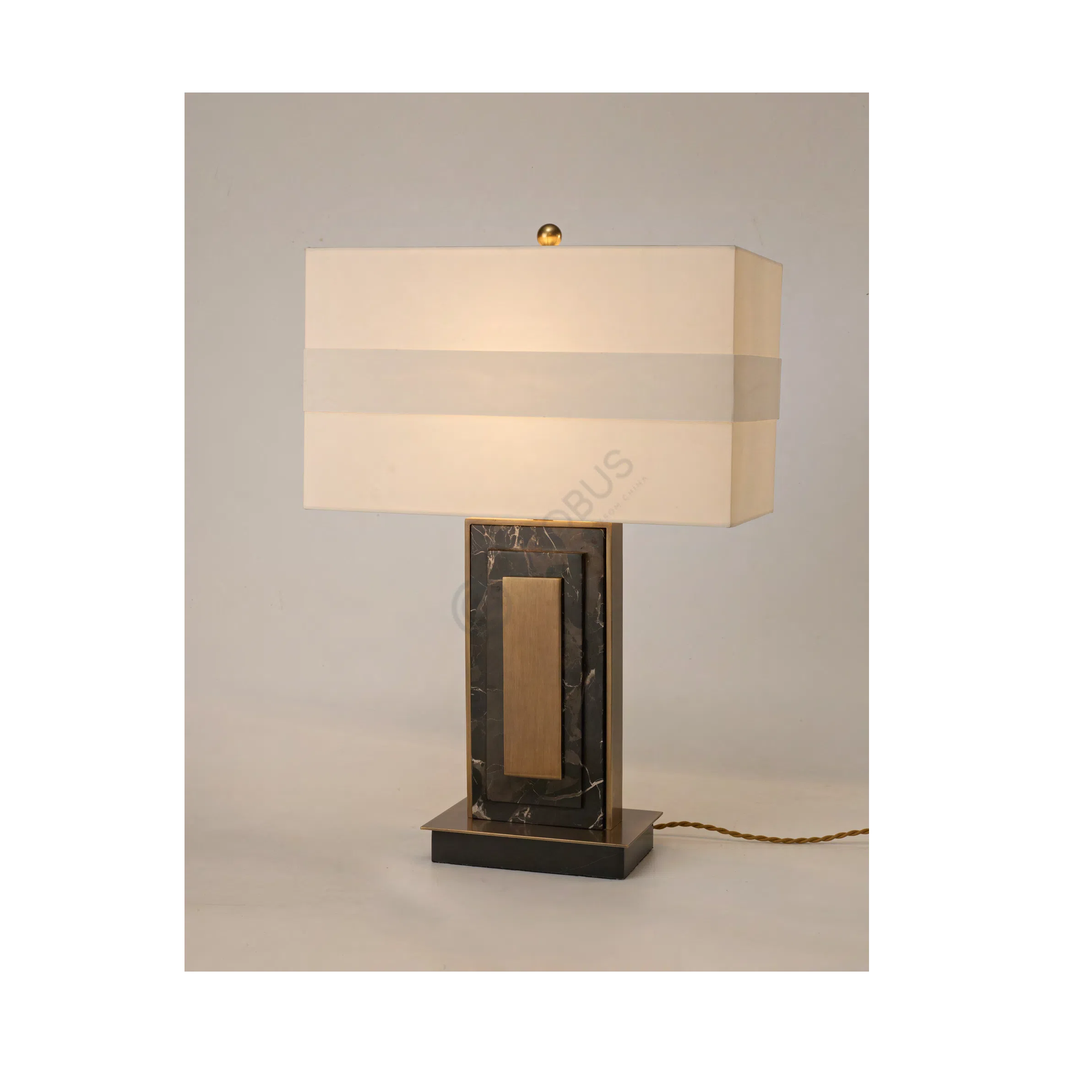 Настольная лампа Kyriella