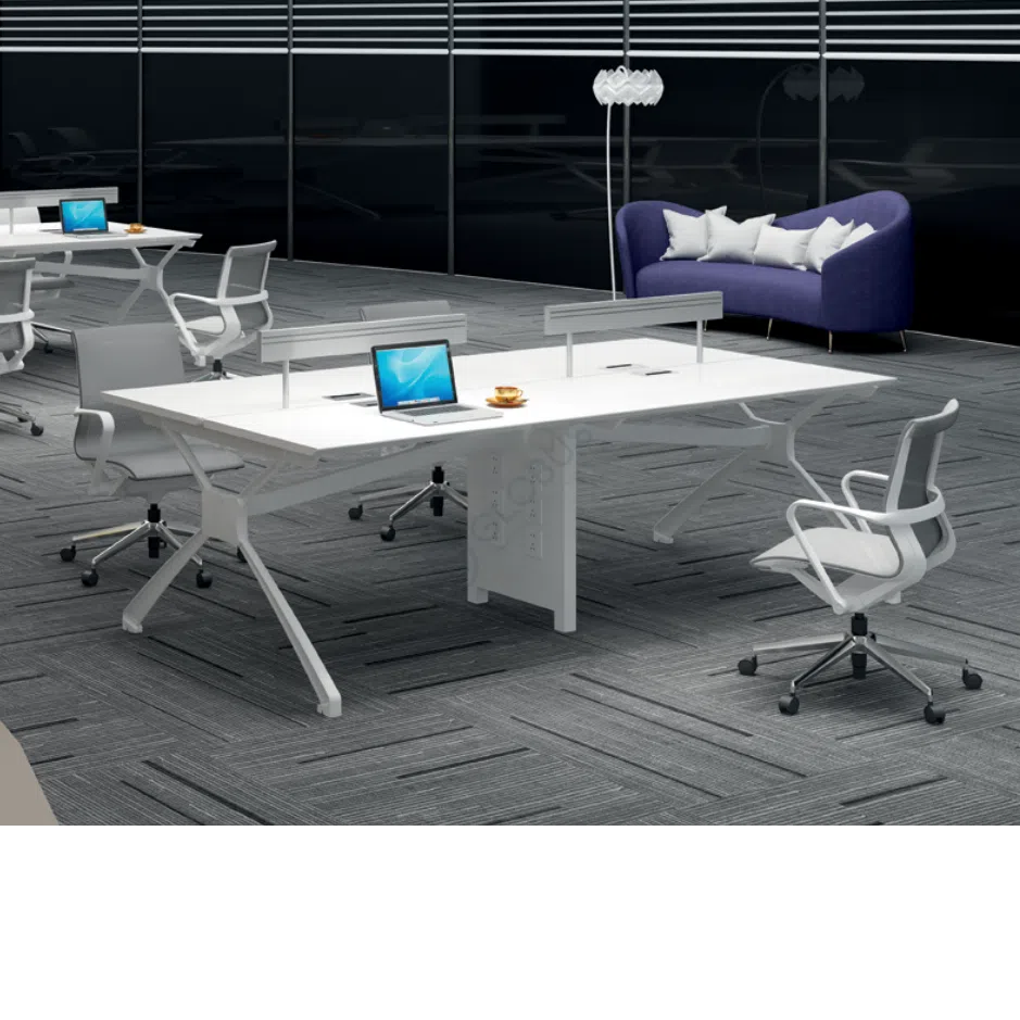 Офисный стол с перегородками Arricciare