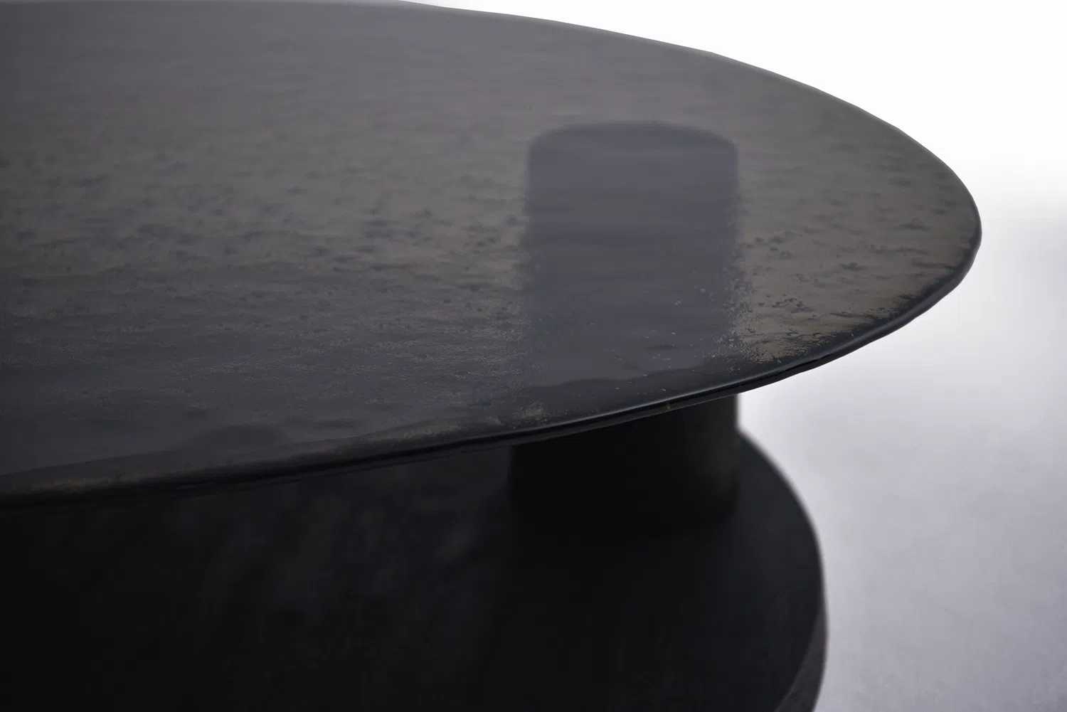 Журнальный столик Kolten