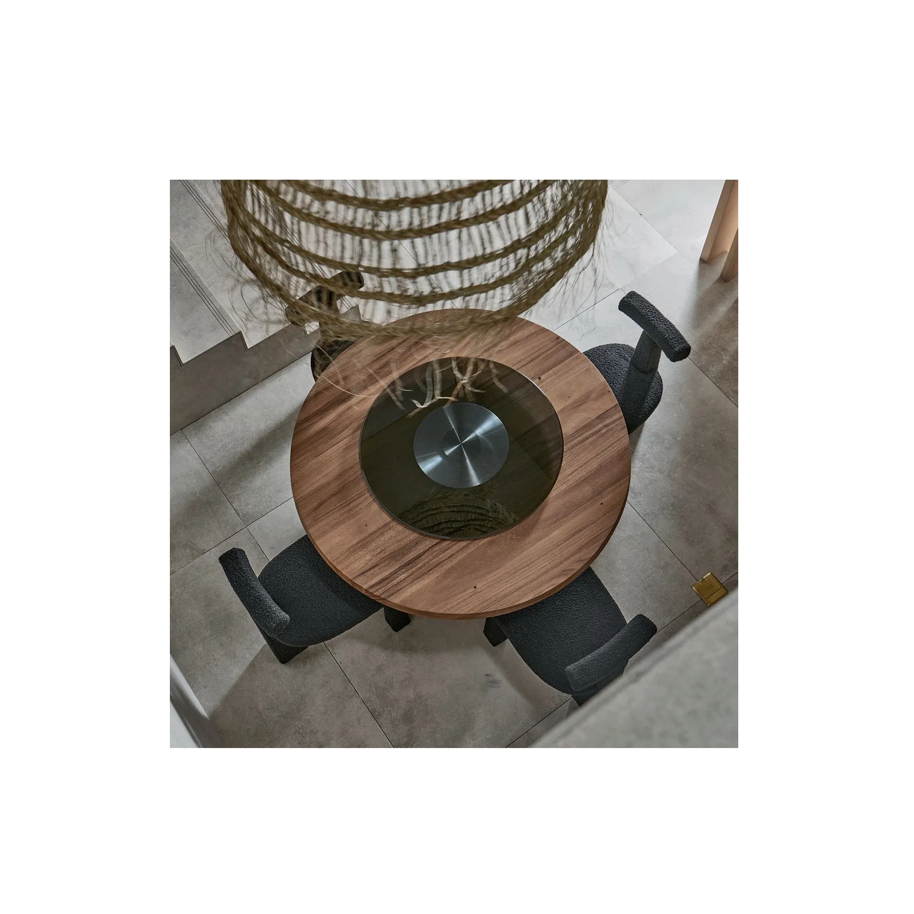 Обеденный стол Kassidie