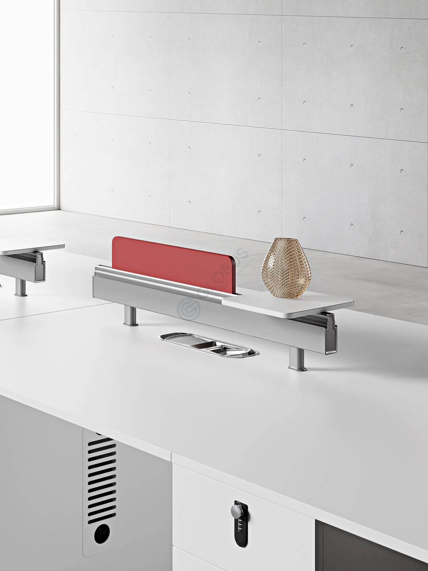 Офисный стол с перегородками Allo