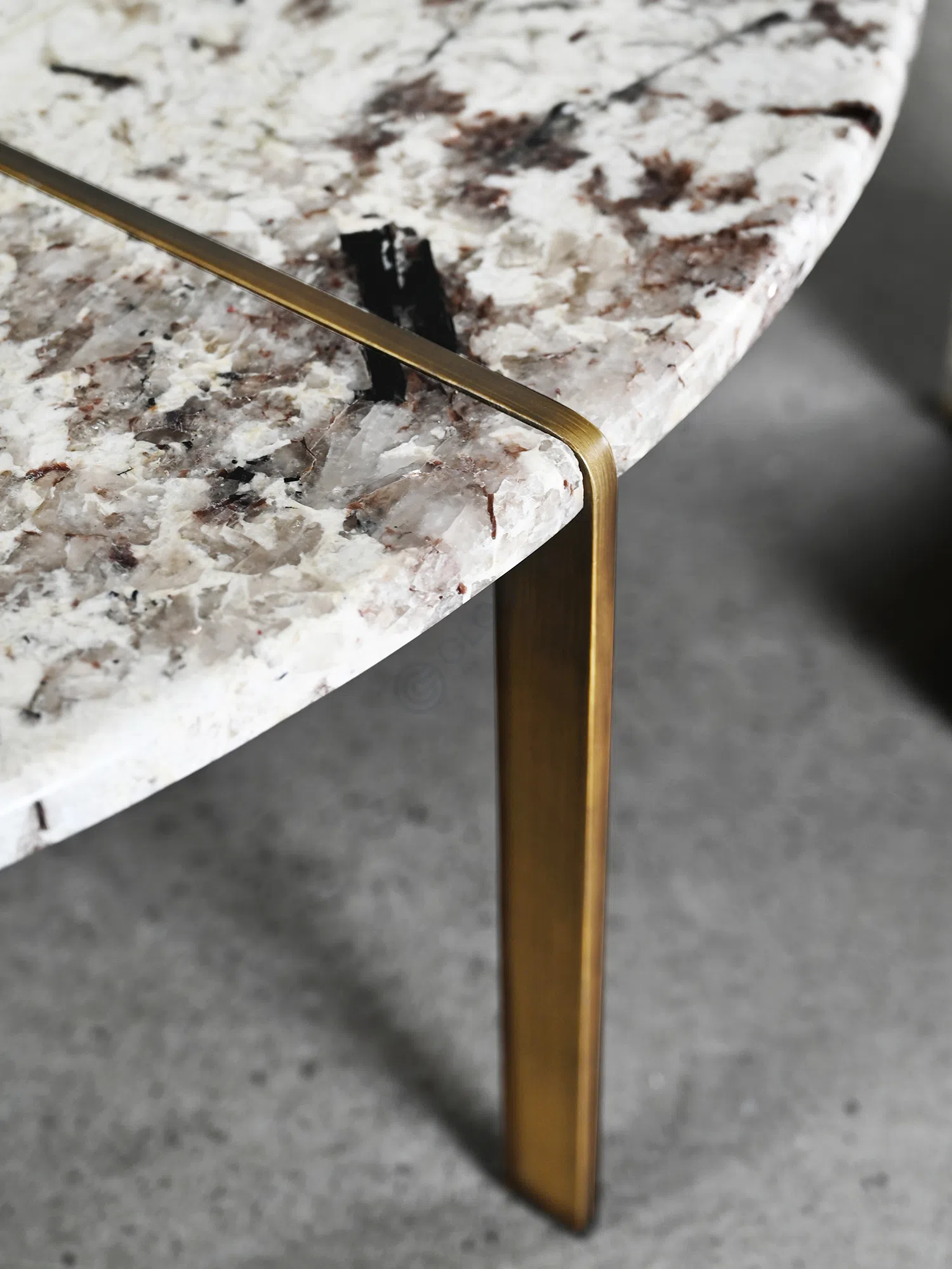 Журнальный столик Tulipano