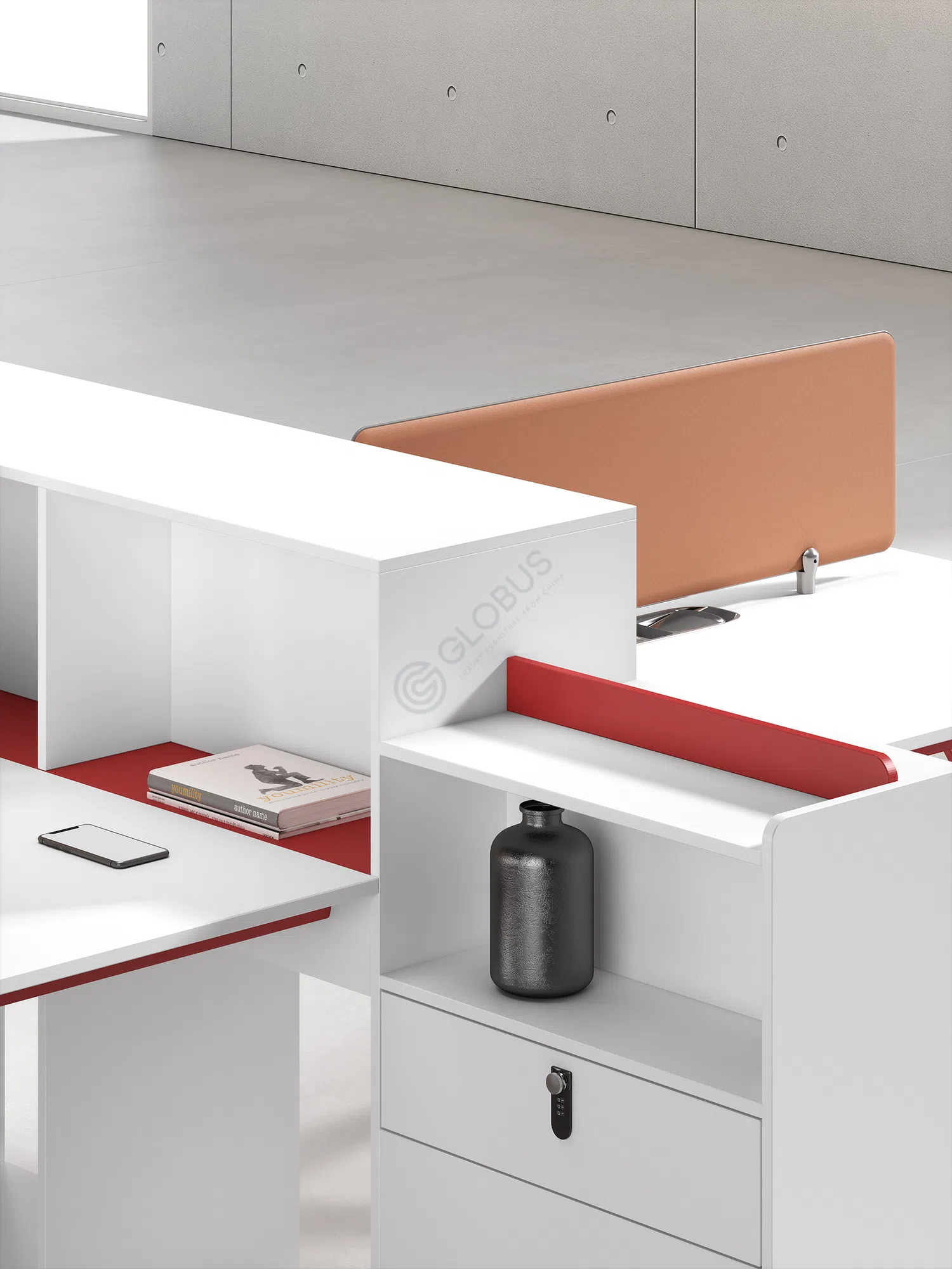 Офисный стол с перегородками Candor