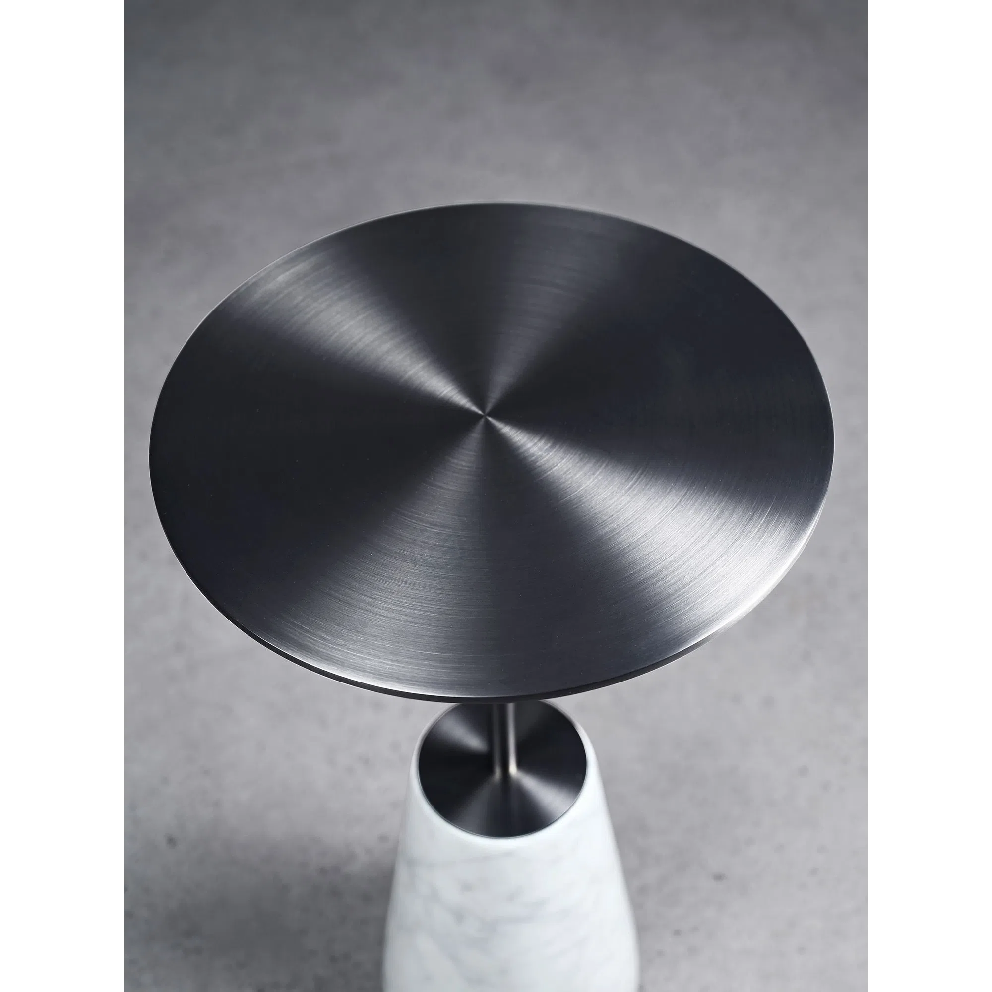 Угловой столик Ciclamino