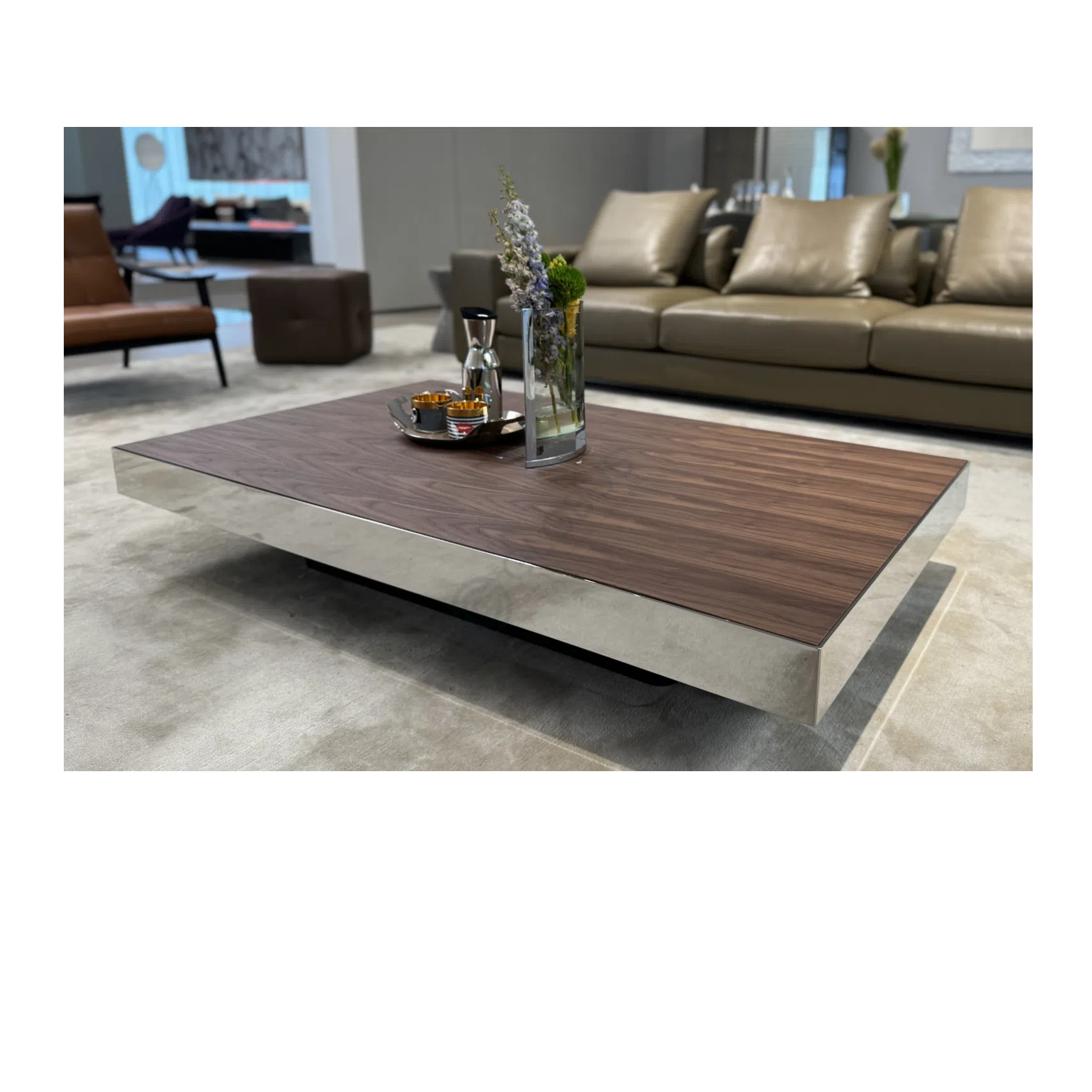 Журнальный столик Wymering