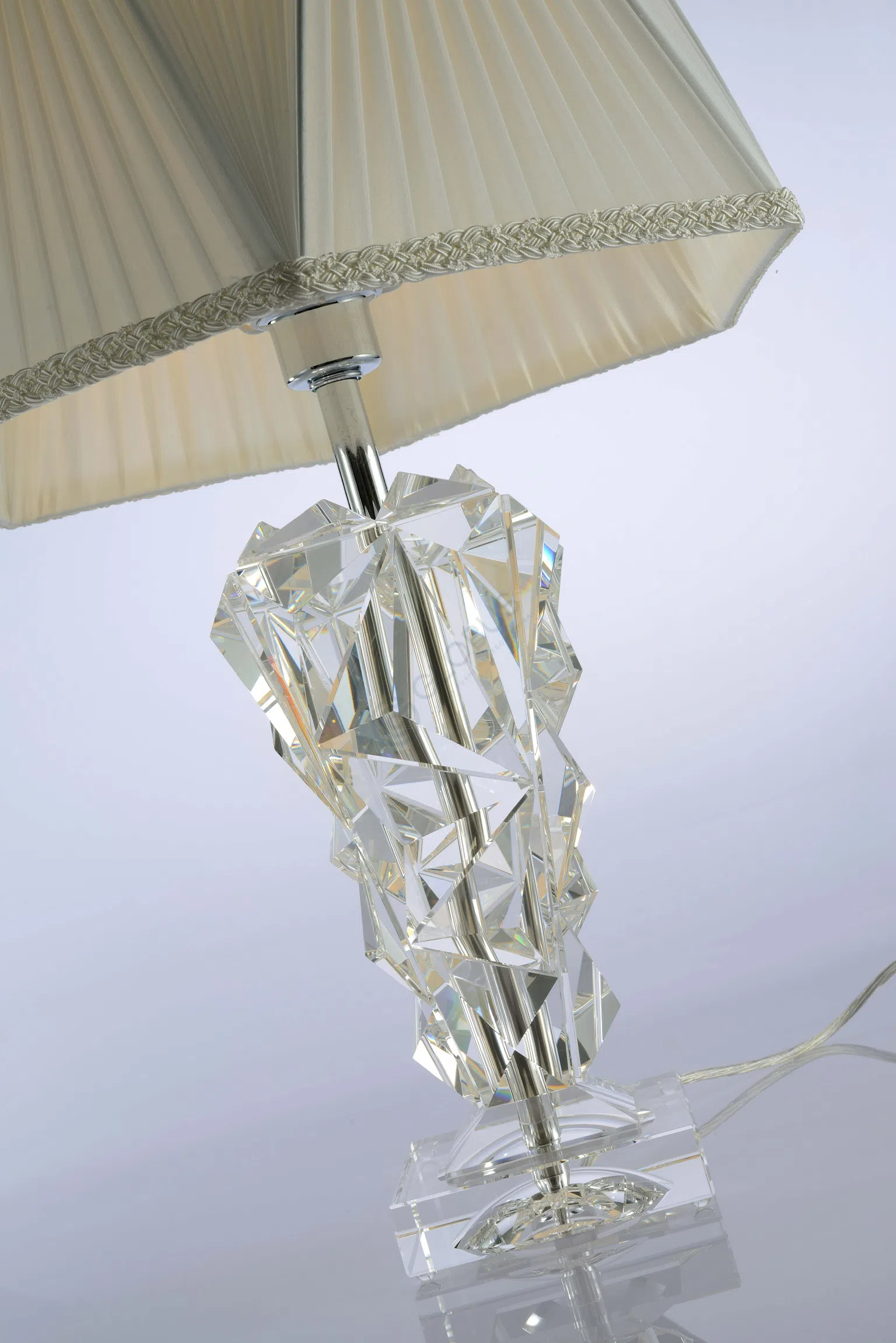 Настольная лампа Rondani