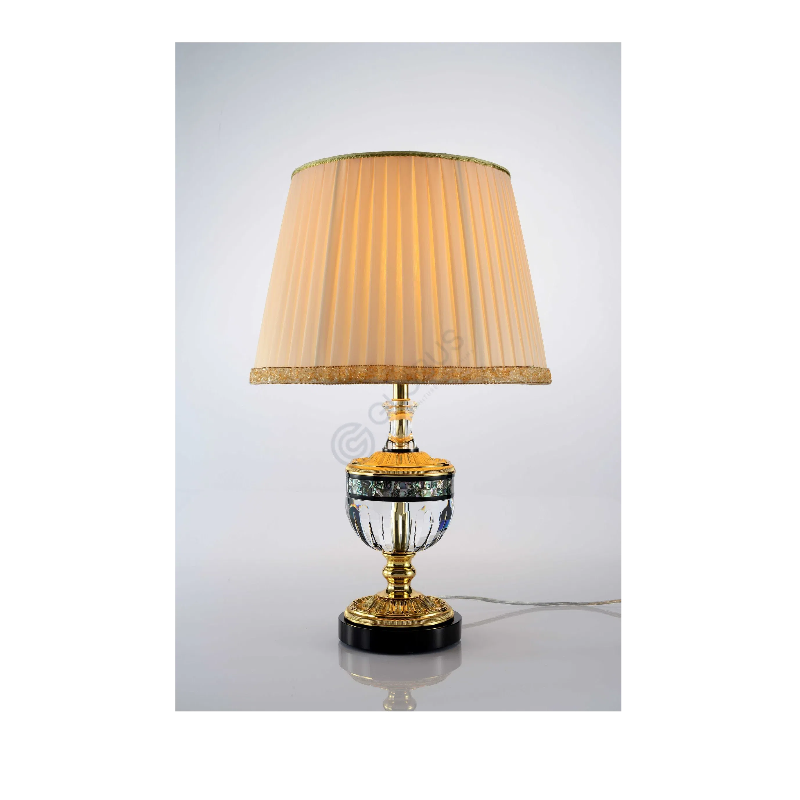 Настольная лампа Sirenia