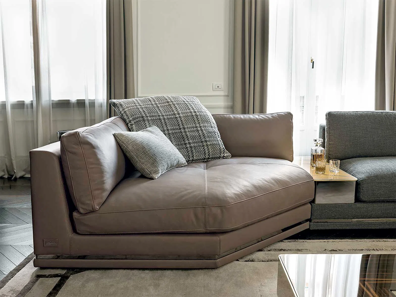 Кушетка LONGHI Cohen