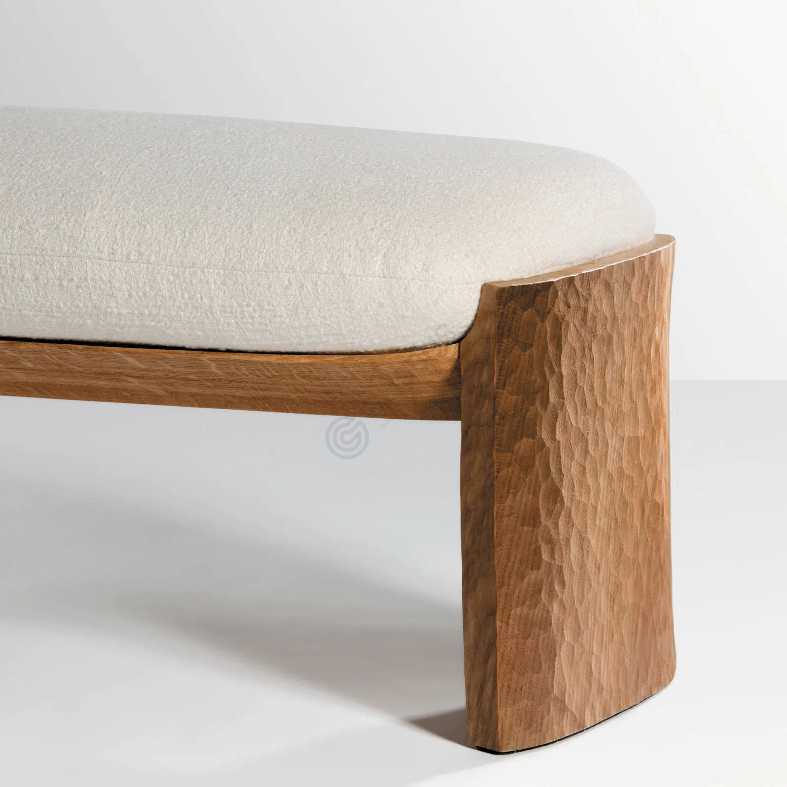 Банкетка PIERRE YOVANOVITCH Mad