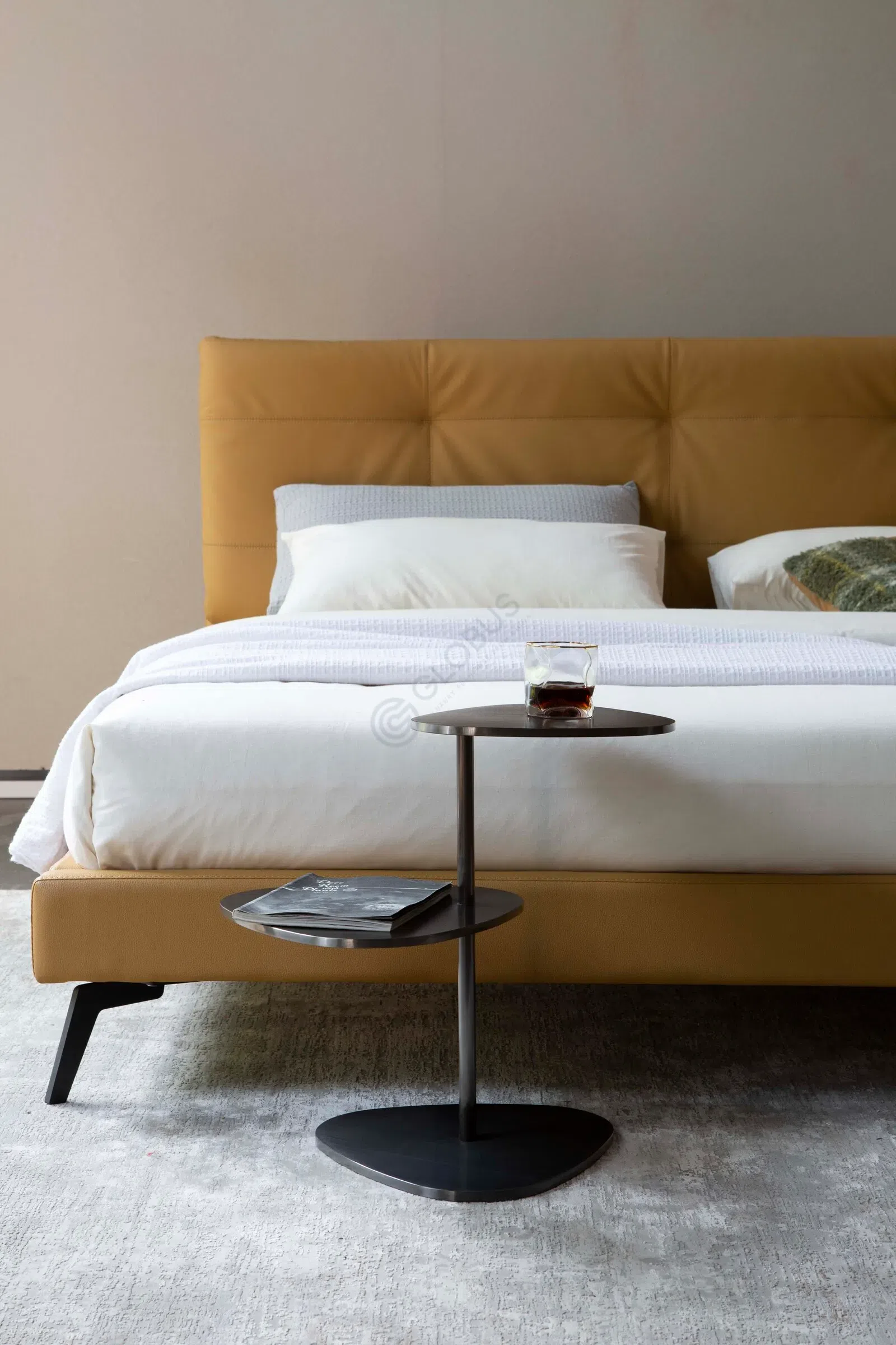 Угловой столик DESIREE Yori