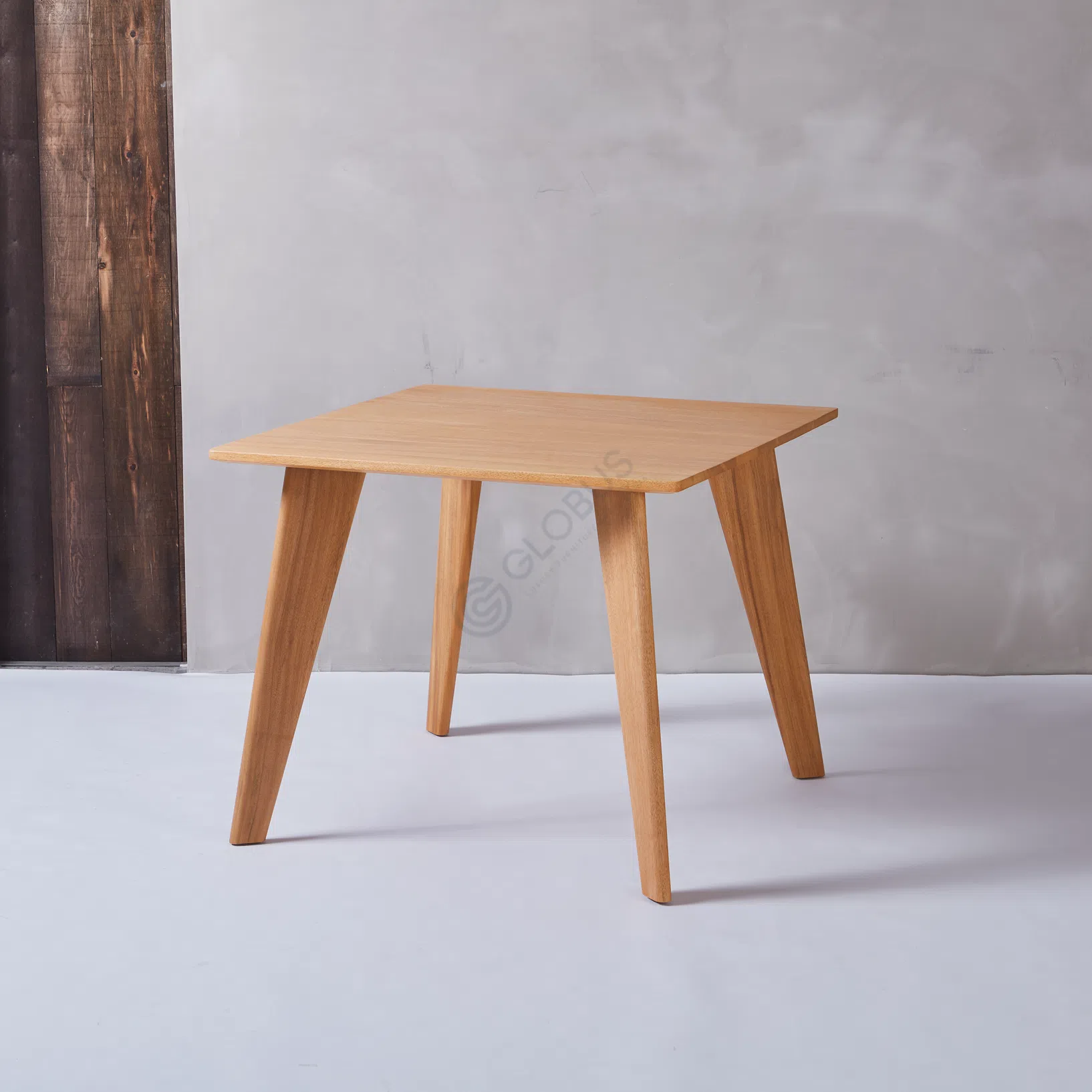 Обеденный стол Arborius